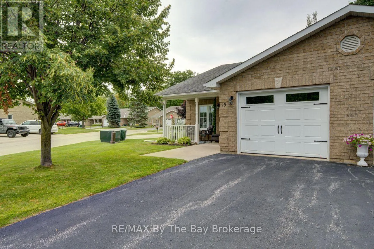 15 MEADOW LANE