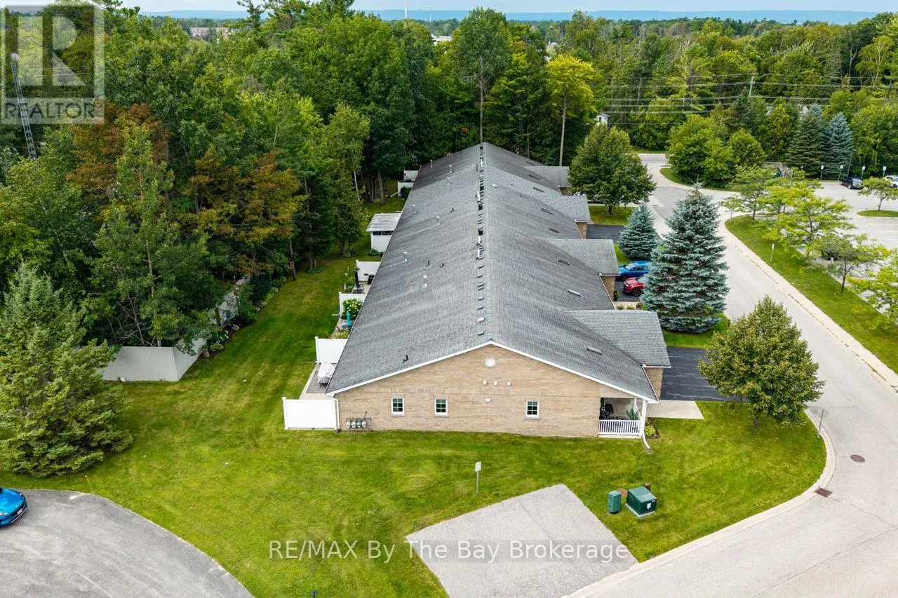 15 MEADOW LANE