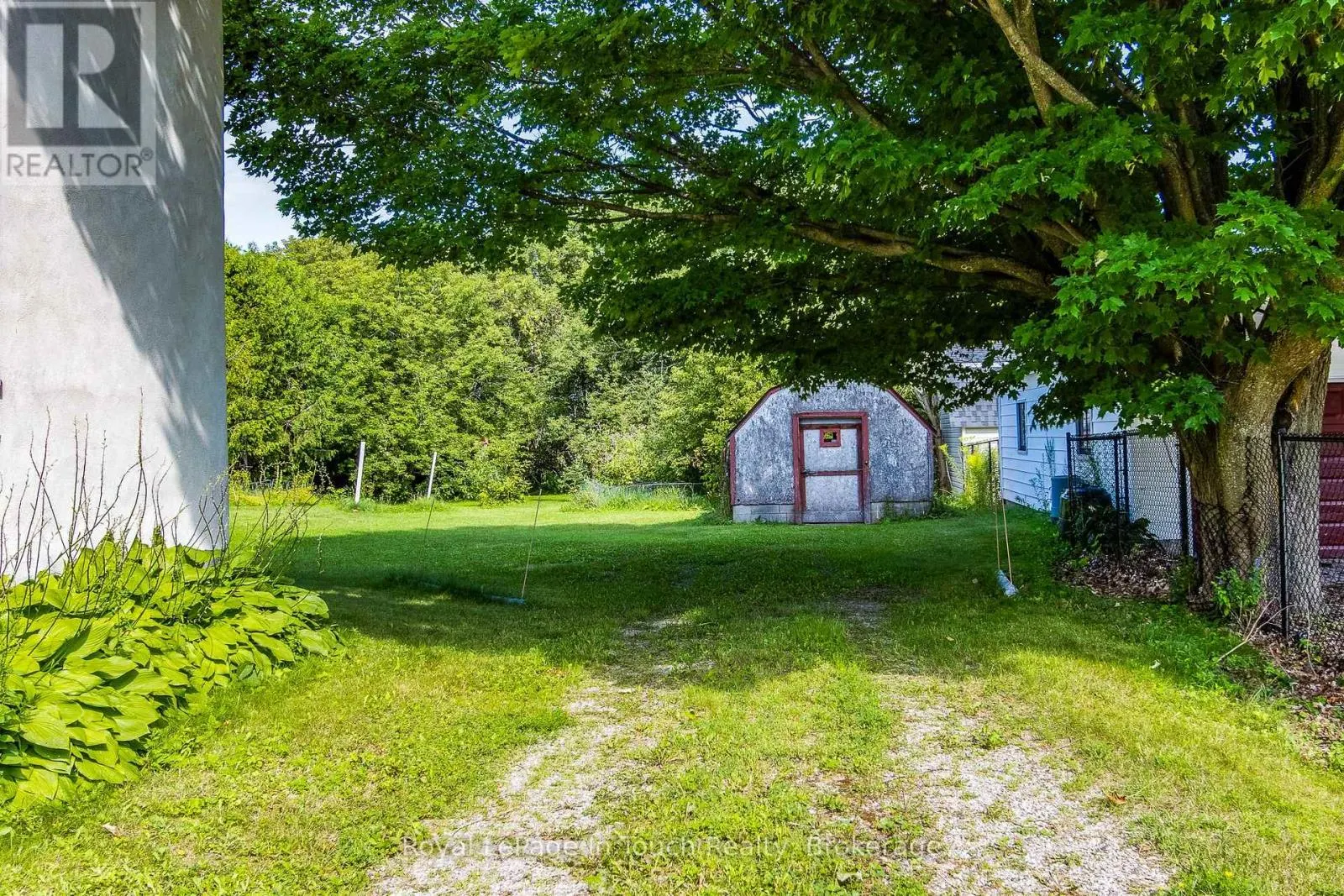 328 LAFONTAINE ROAD W
