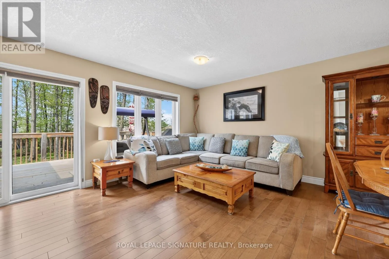 22 HUNTER AVENUE