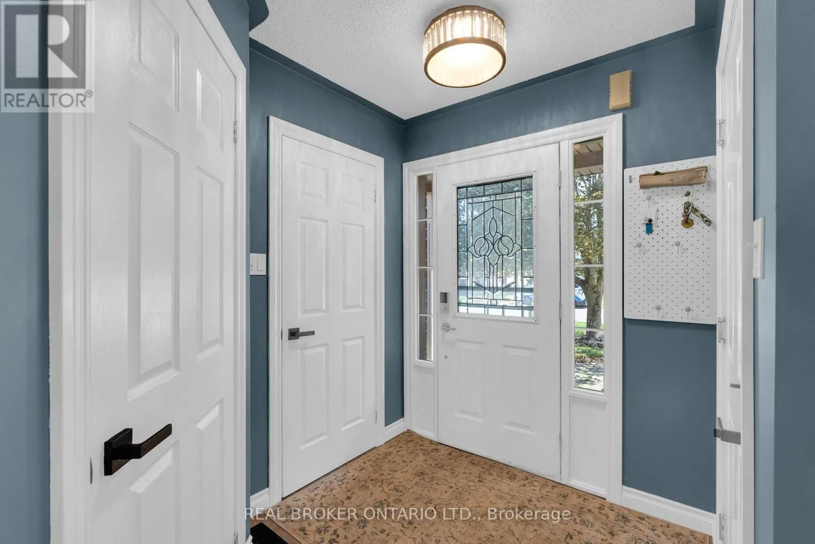 64 VANESSA DRIVE