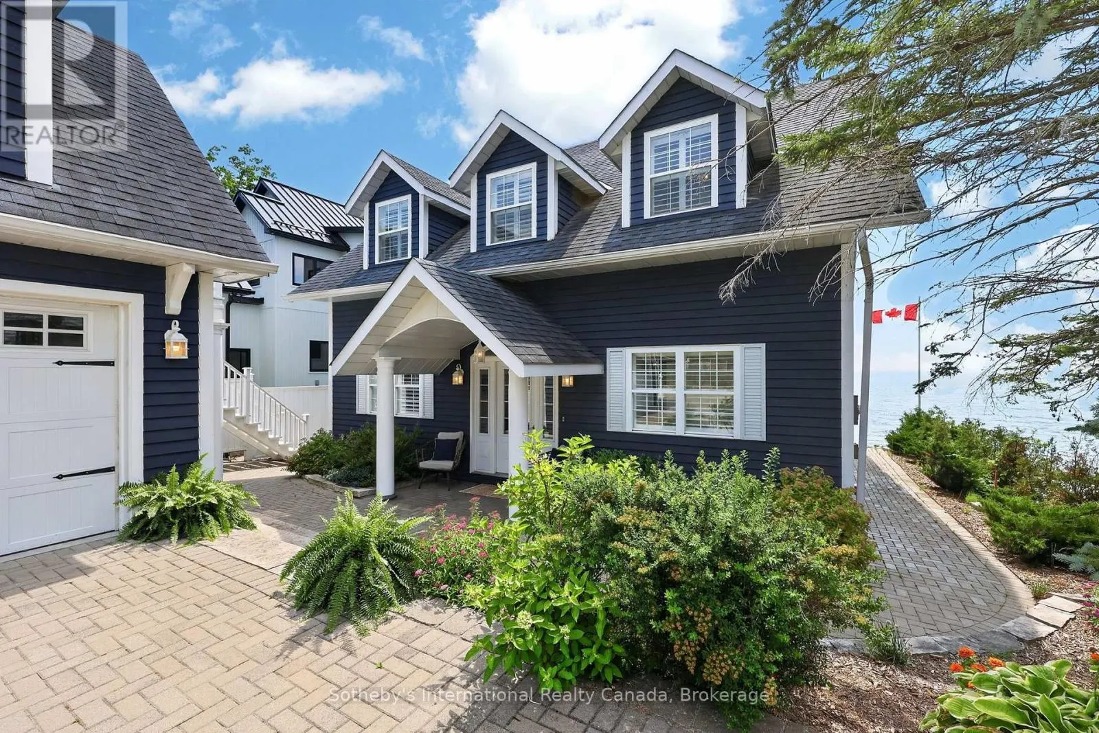 10 LUNDY LANE