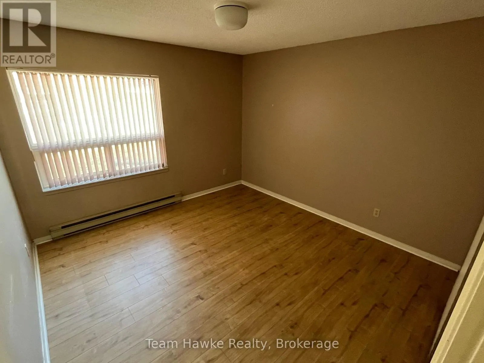 72 - 696 KING STREET #72