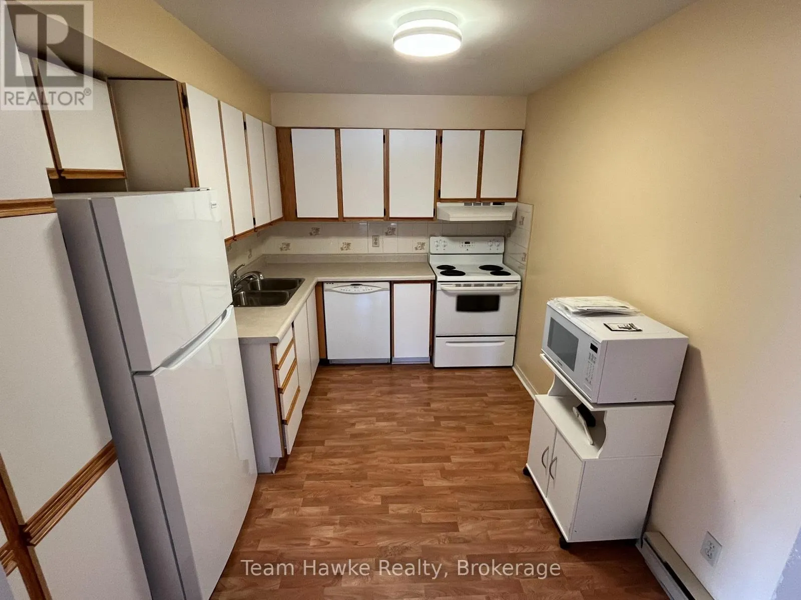 72 - 696 KING STREET #72