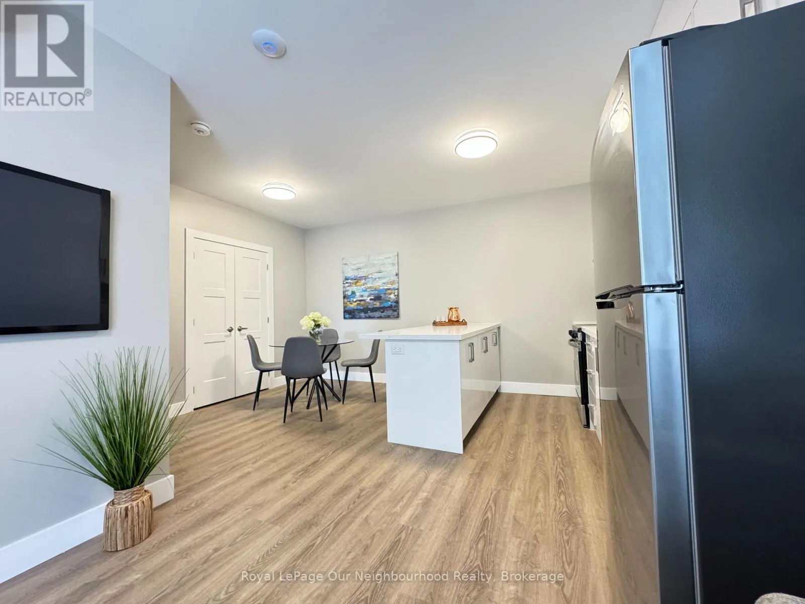 2 - 199 PINE STREET #2