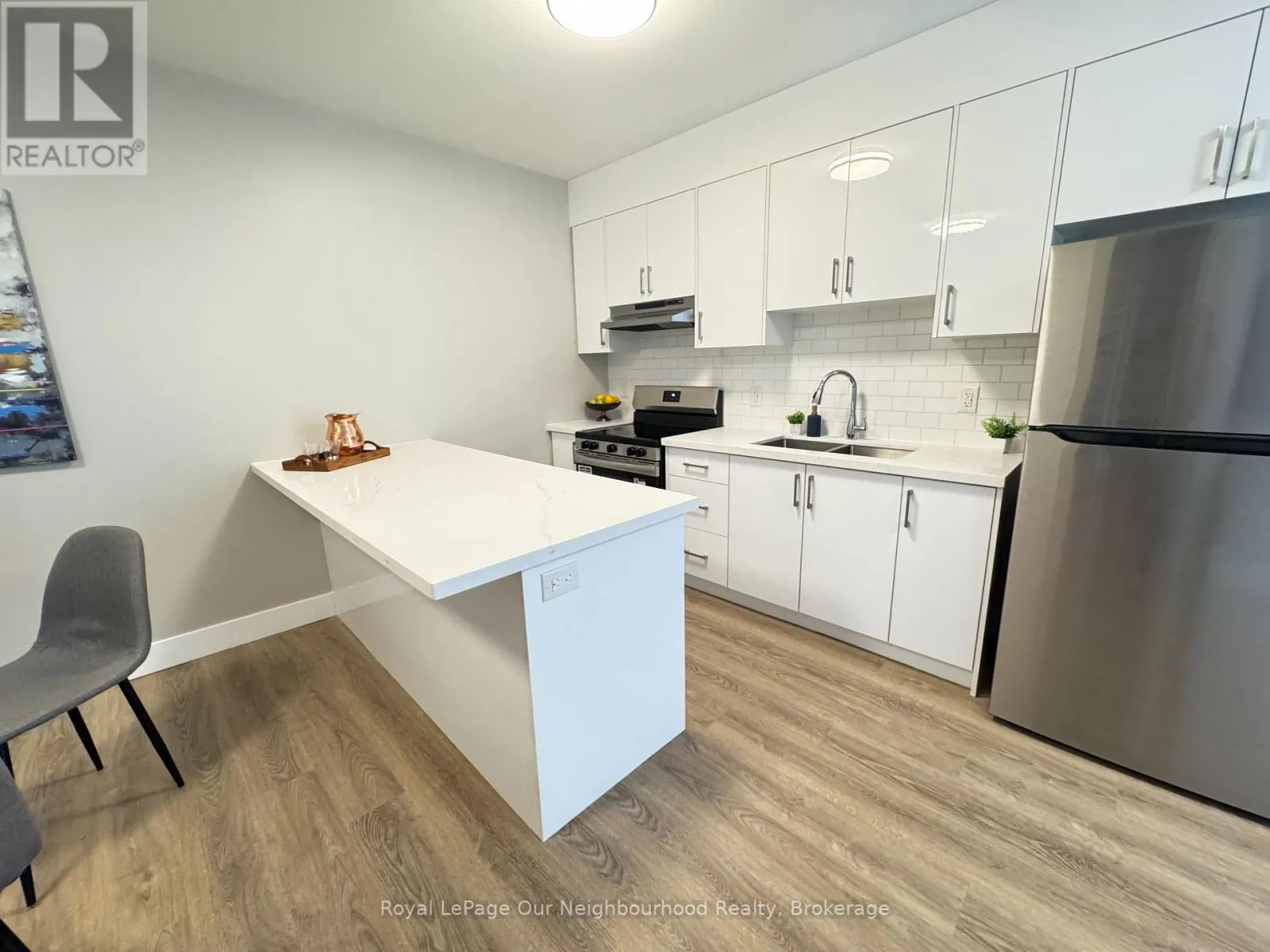2 - 199 PINE STREET #2