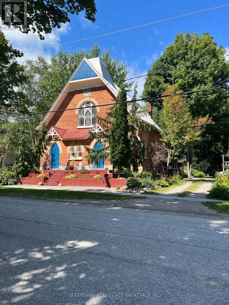 10 MILL STREET W