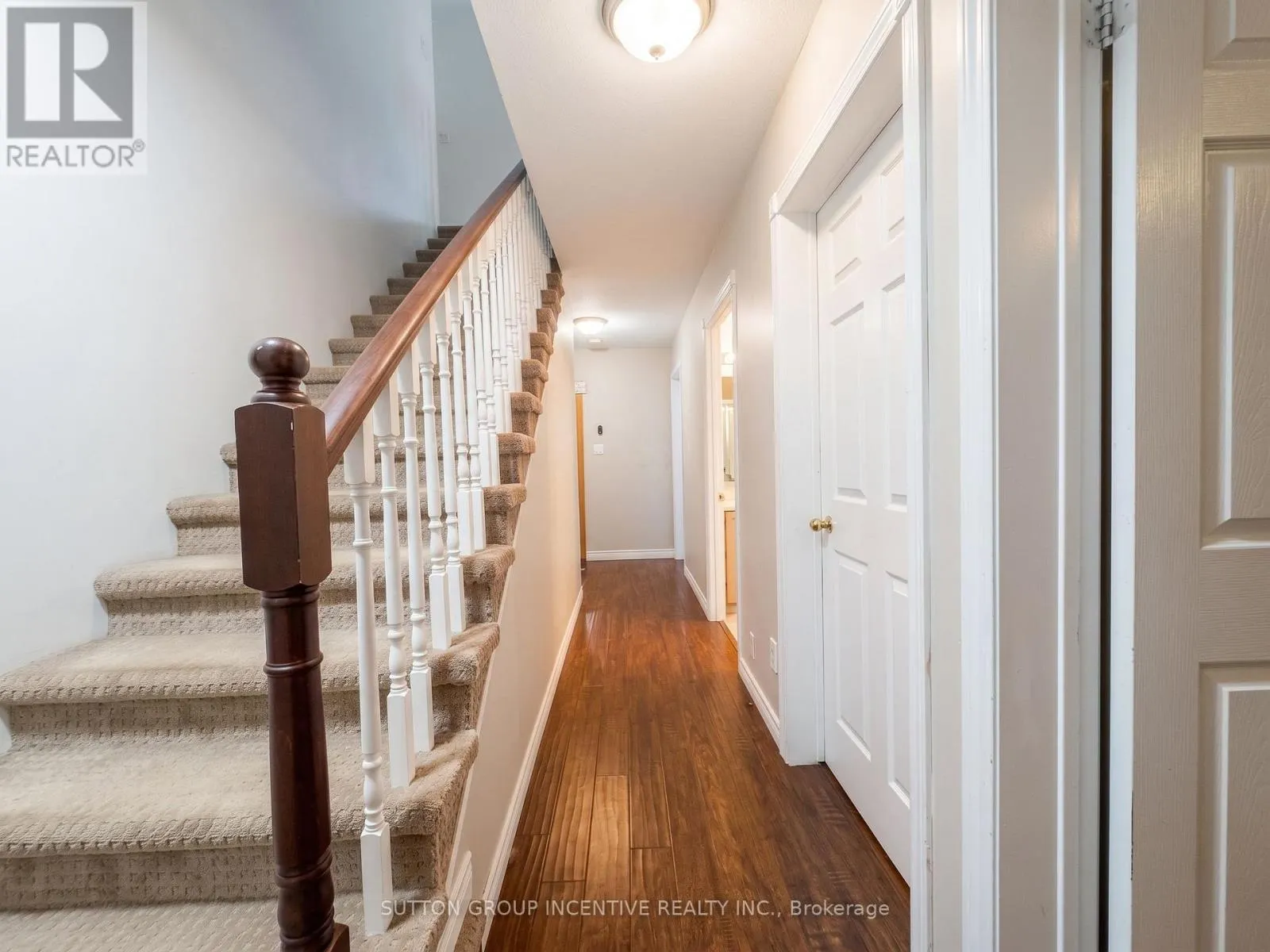 8 ALPINE WAY