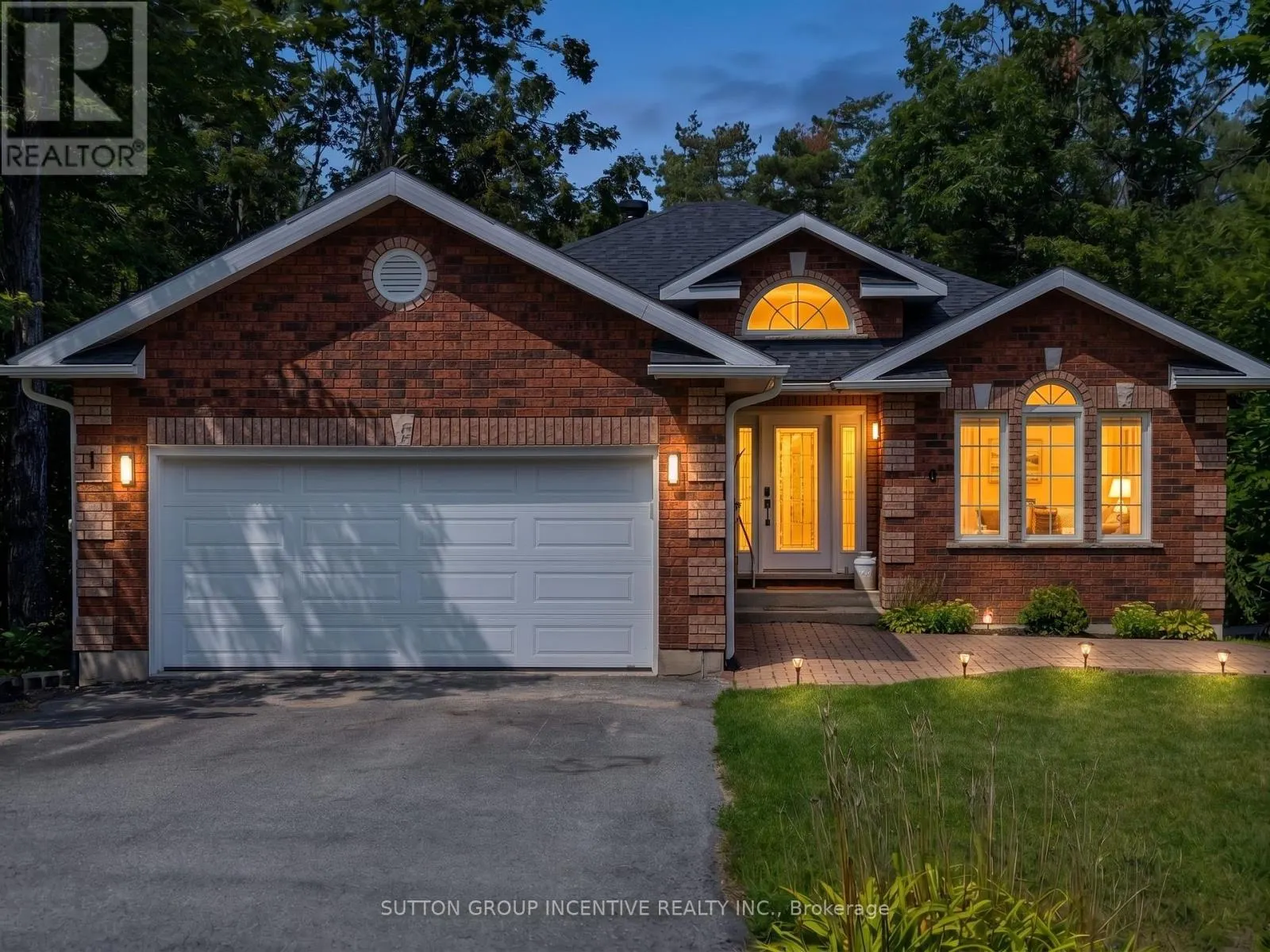 8 ALPINE WAY