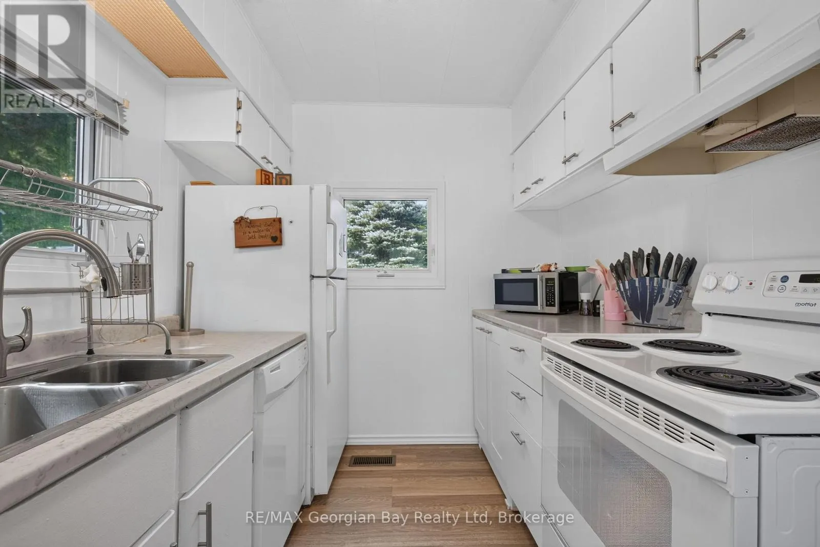 33 - 525 MIDLAND POINT ROAD #33
