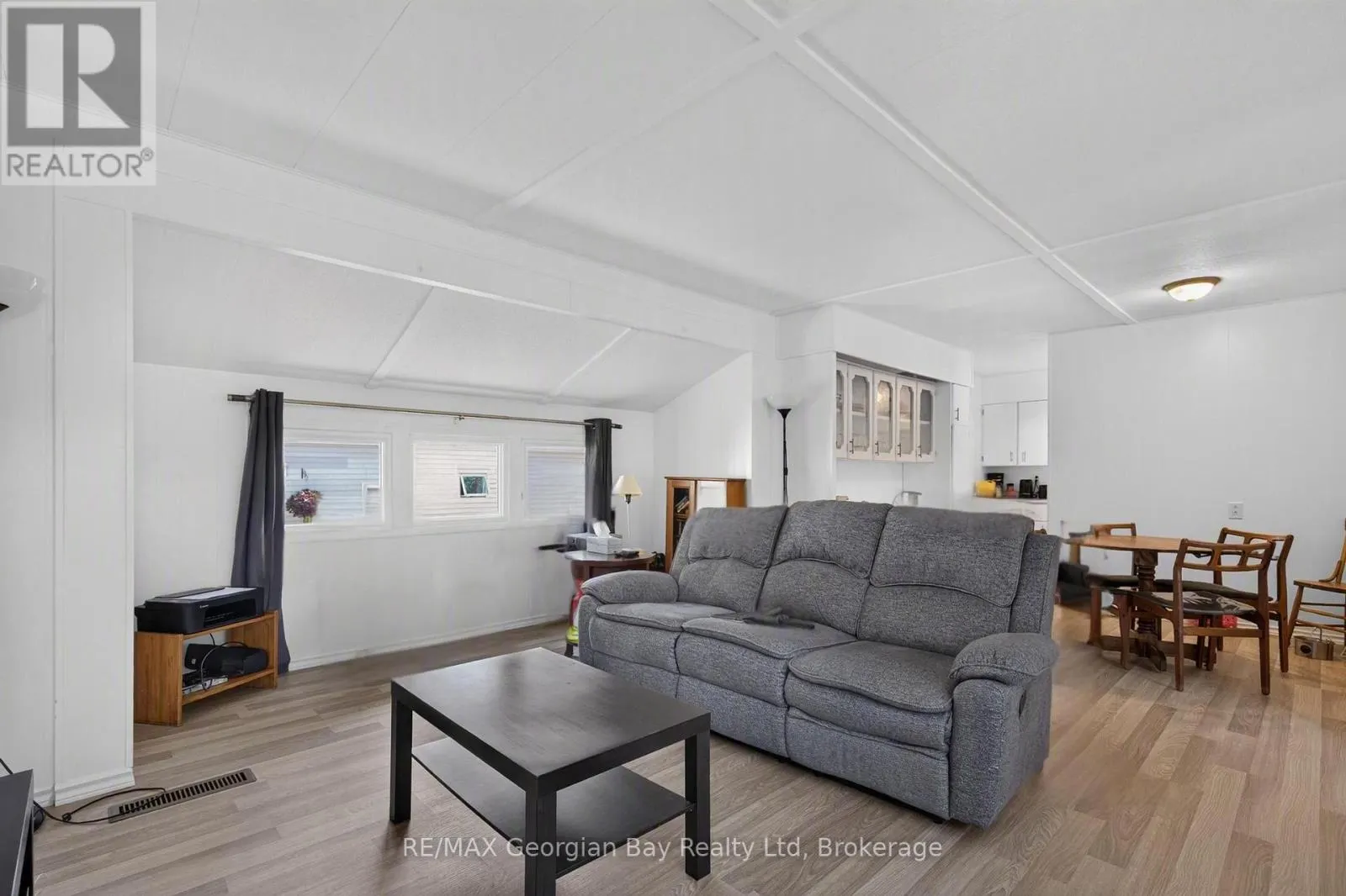 33 - 525 MIDLAND POINT ROAD #33