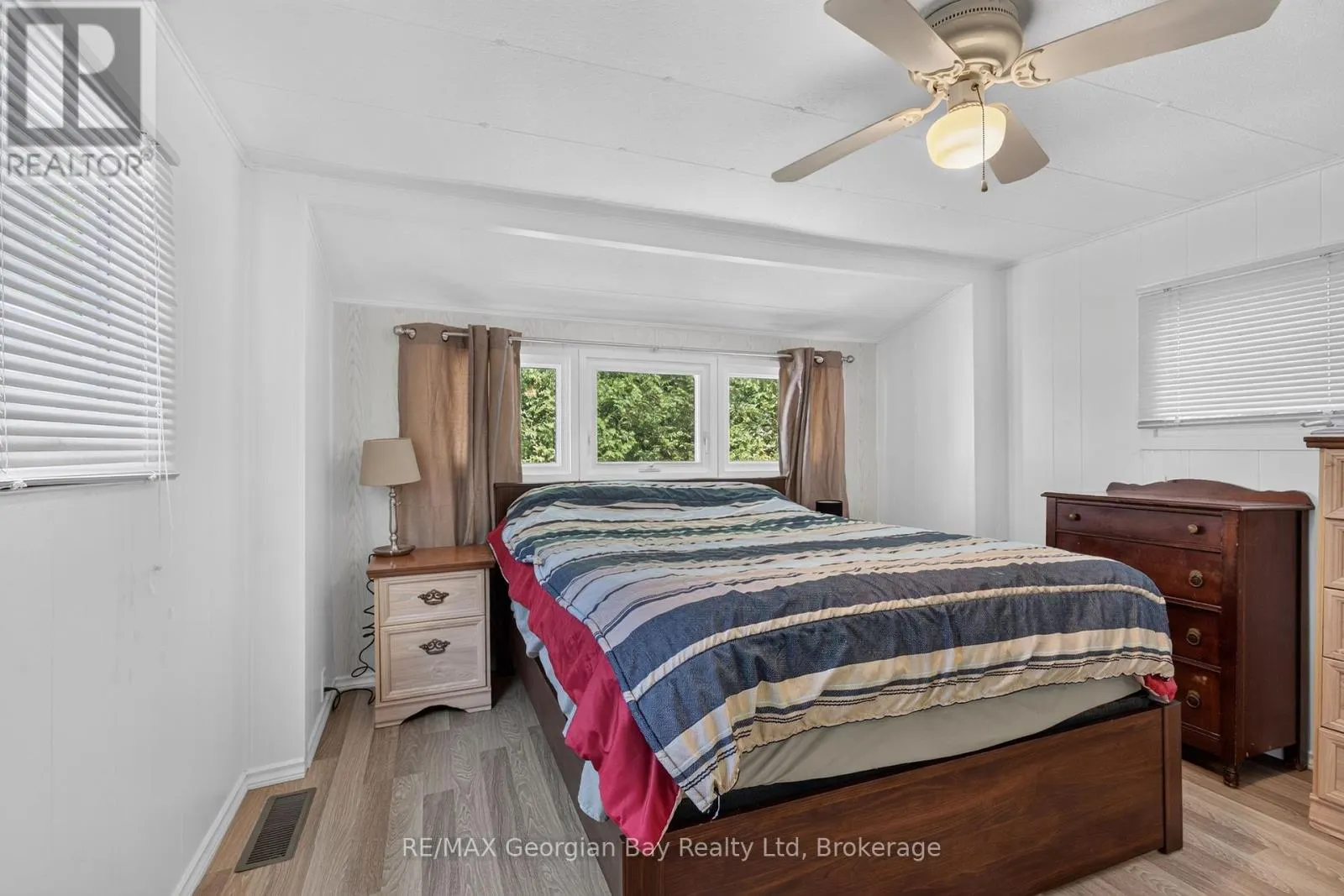 33 - 525 MIDLAND POINT ROAD #33