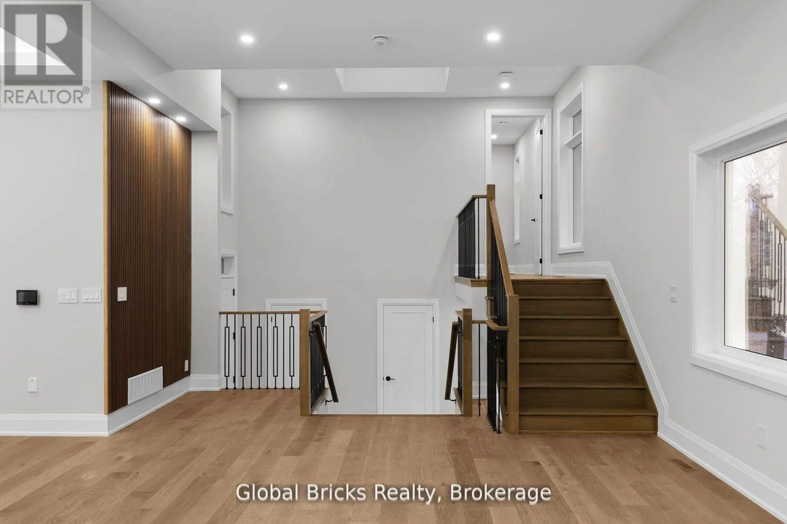 17 STAGLIR DRIVE
