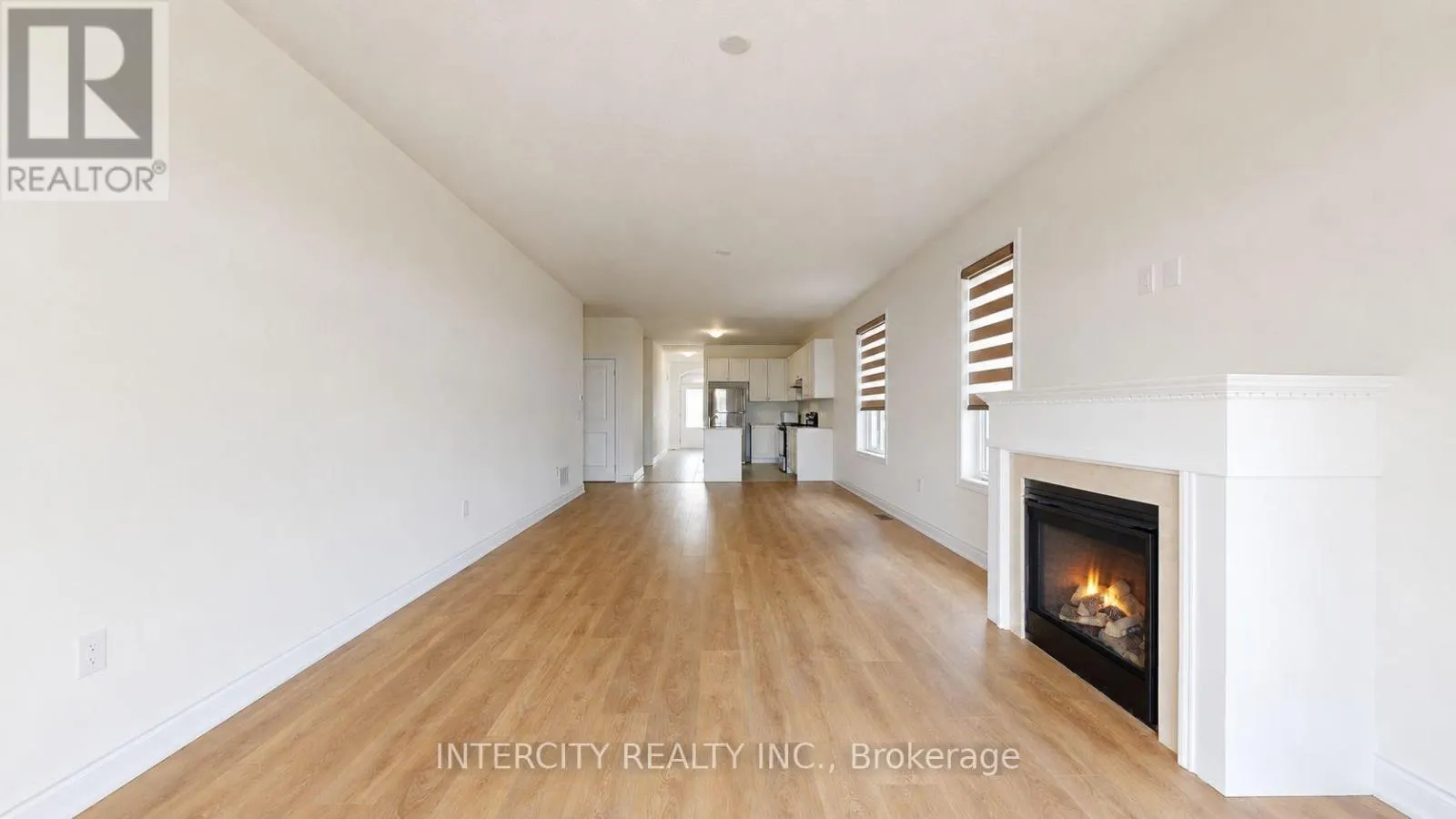 17 UNION BOULEVARD