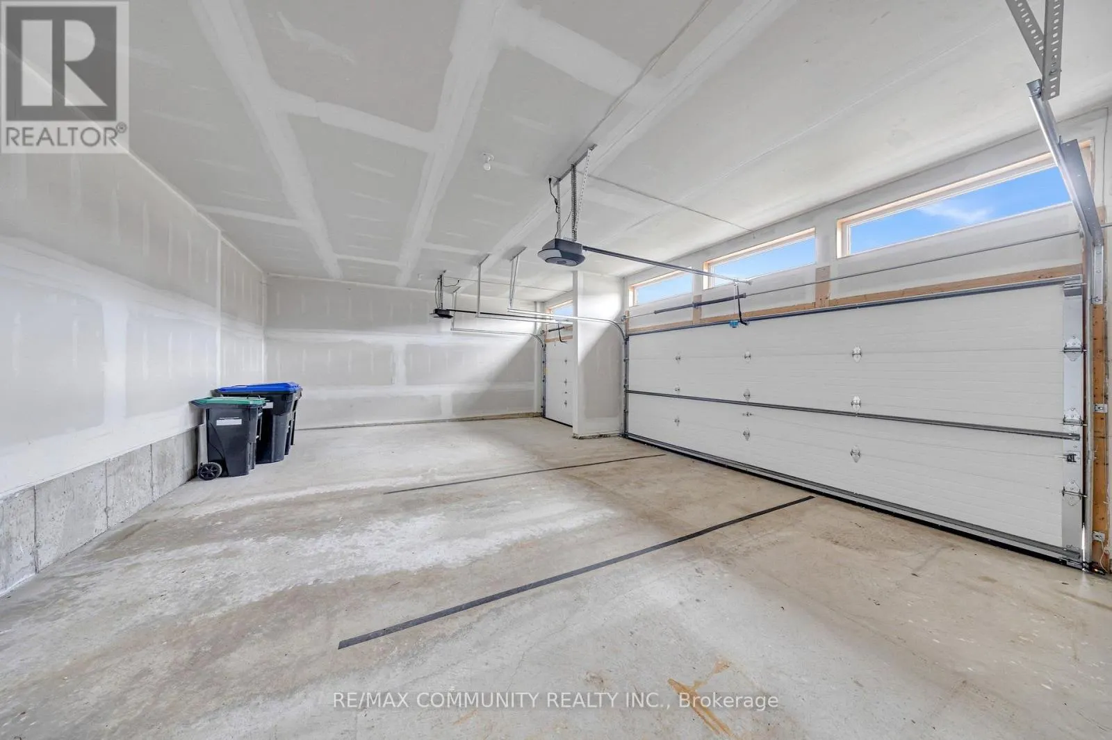 3169 SEARIDGE STREET