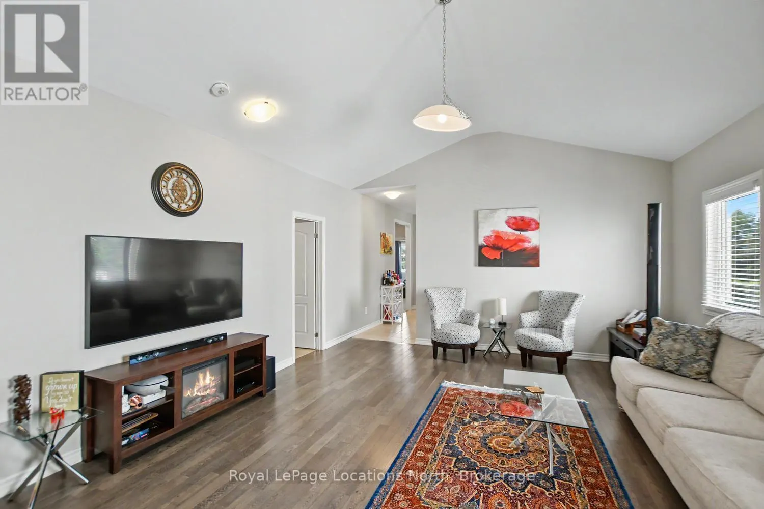 214 SPRINGFIELD CRESCENT