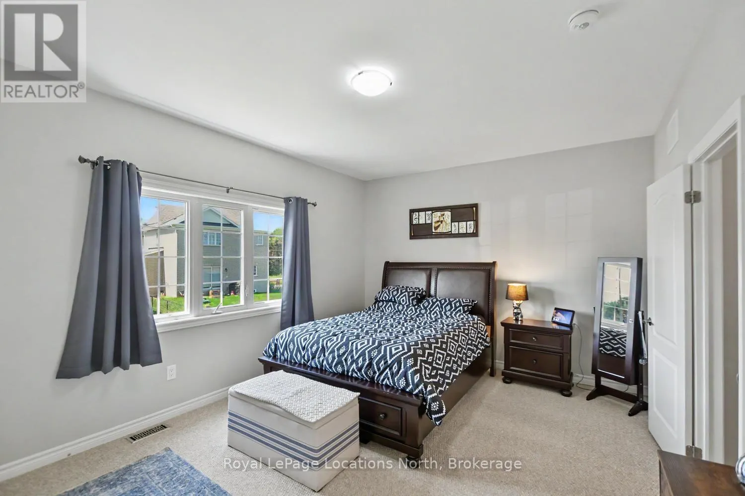 214 SPRINGFIELD CRESCENT