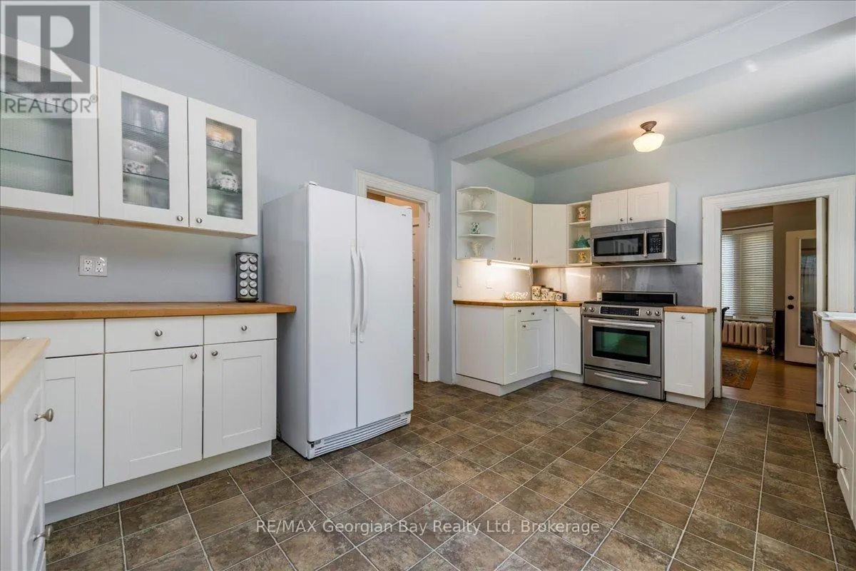 238 SIXTH STREET