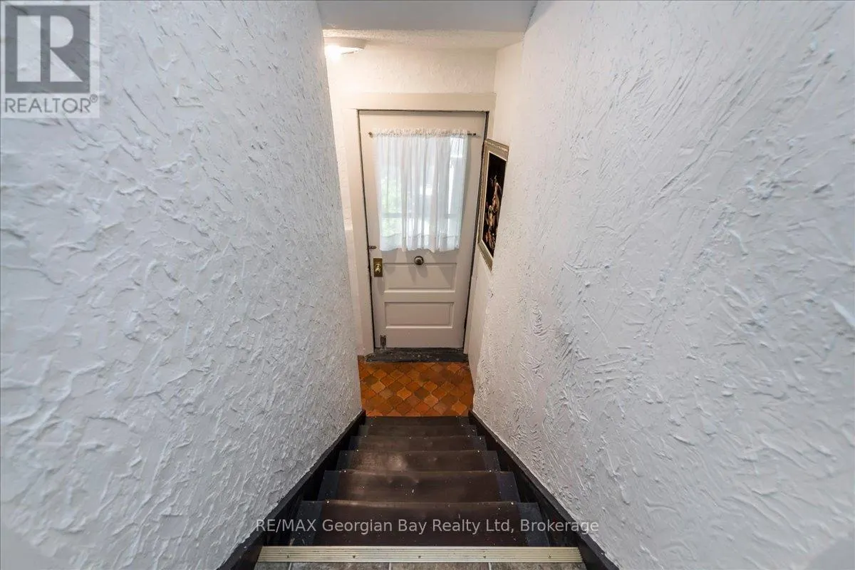 238 SIXTH STREET