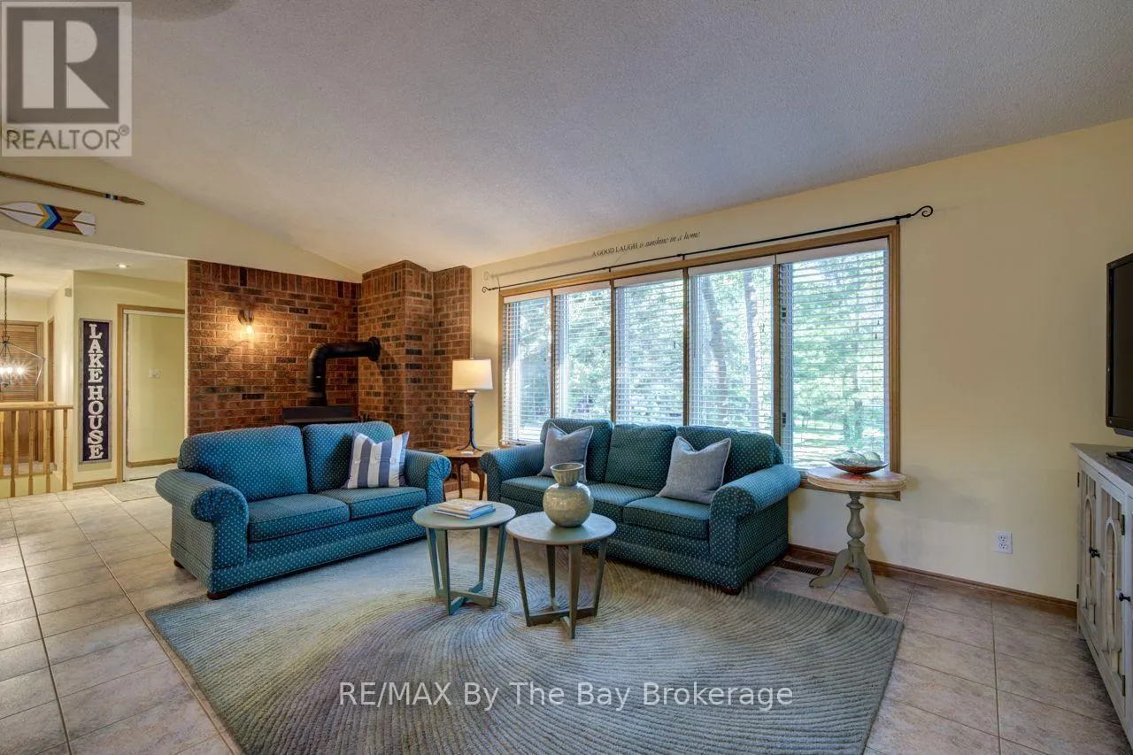 47 BIRCHWOOD TRAIL