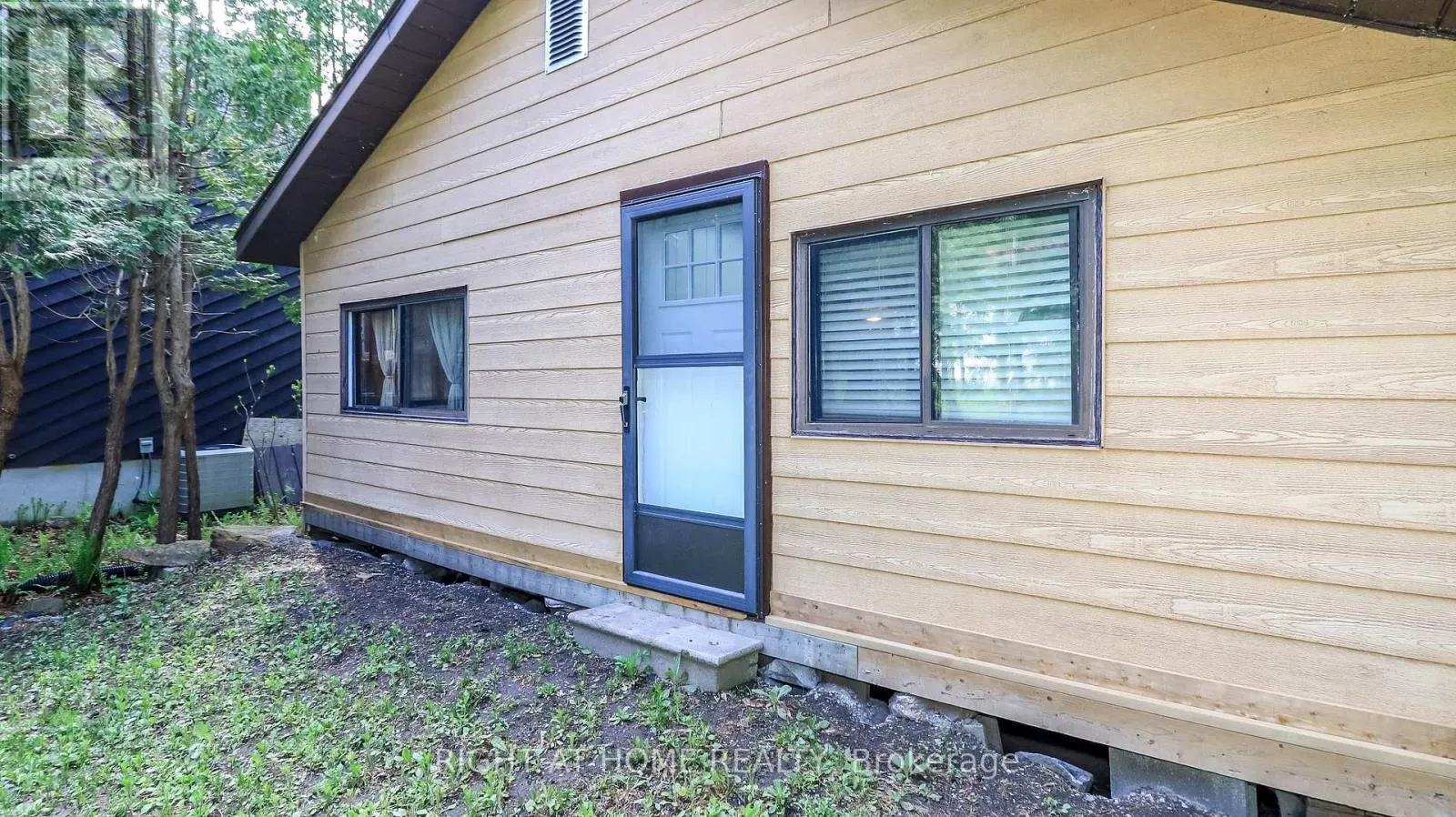 300 ALBIN ROAD