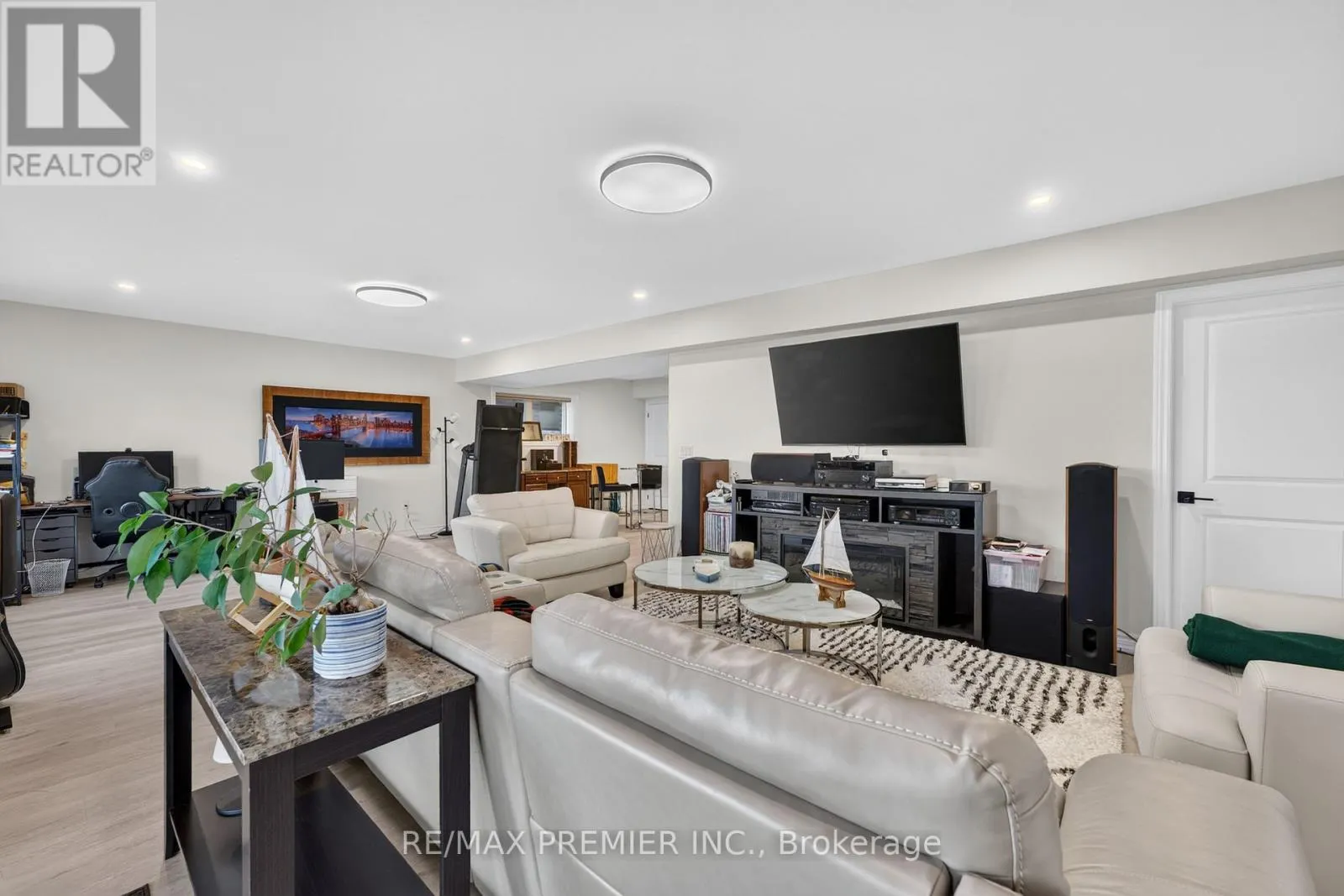 3020 SIERRA DRIVE