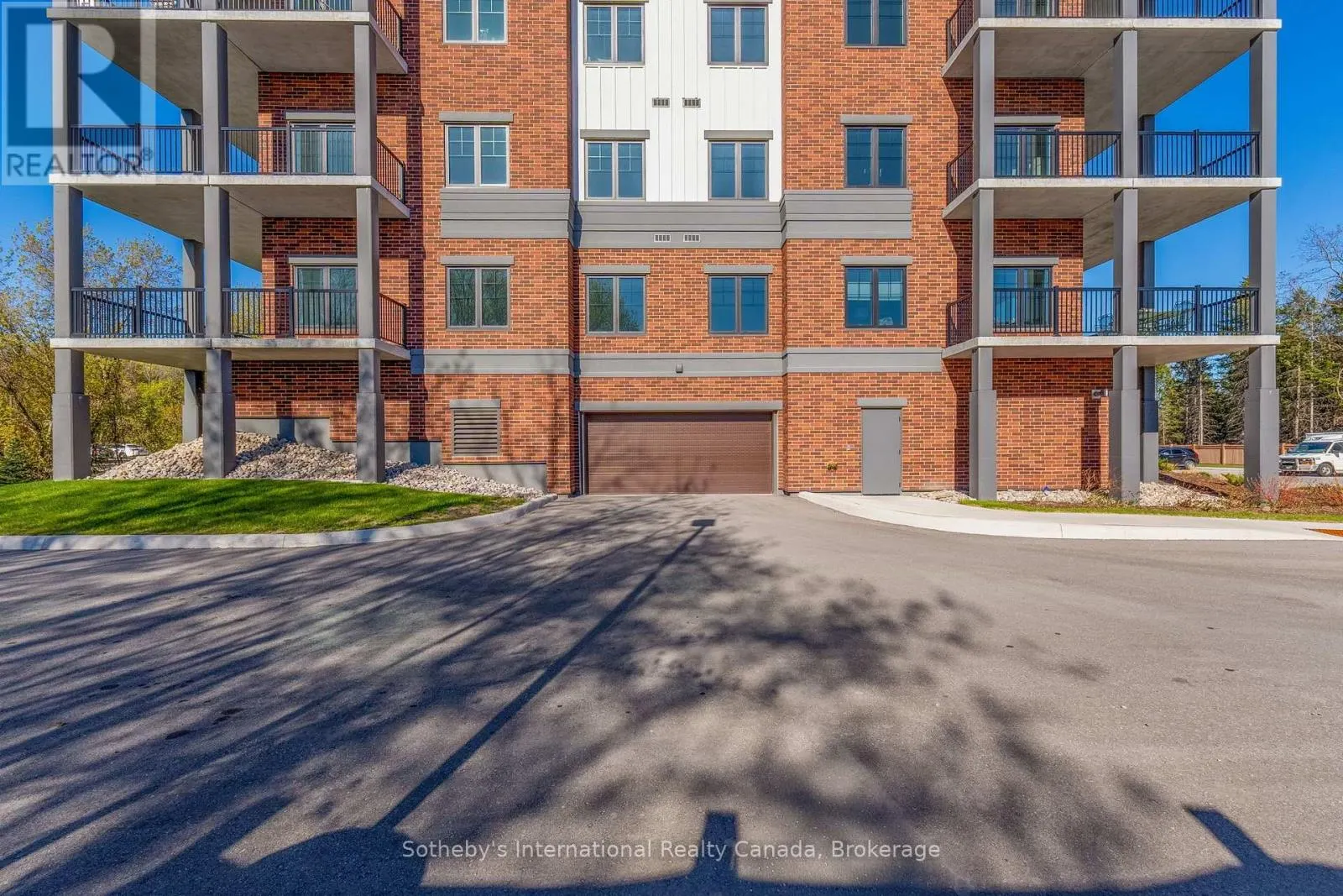311 - 121 MARY ST STREET #311