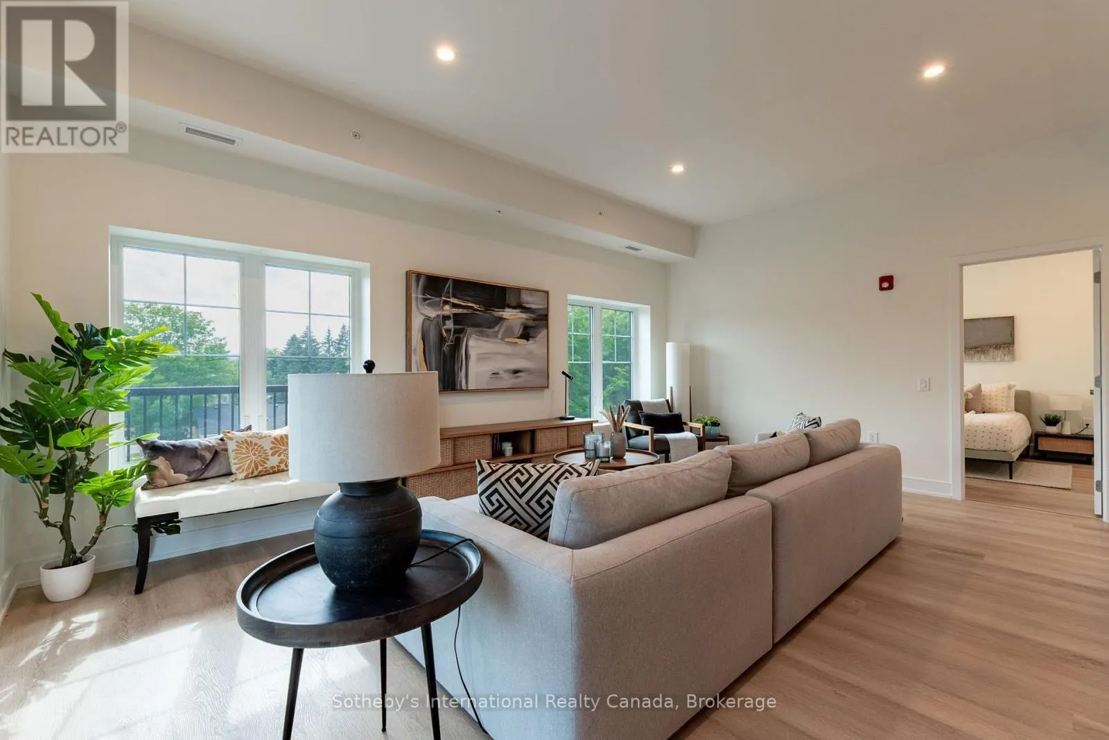 311 - 121 MARY ST STREET #311