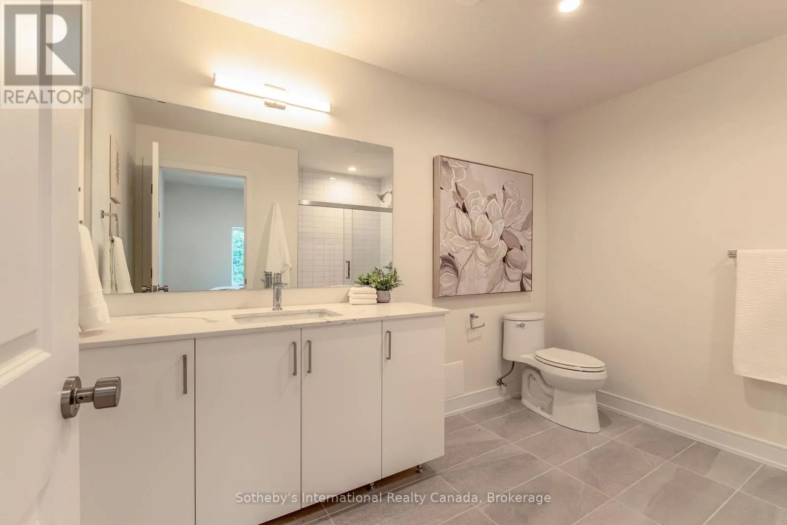 311 - 121 MARY ST STREET #311