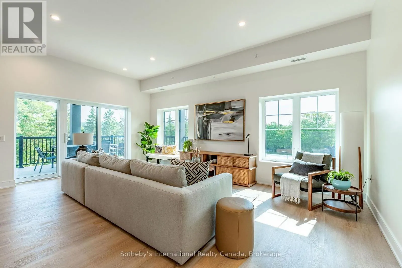 311 - 121 MARY ST STREET #311