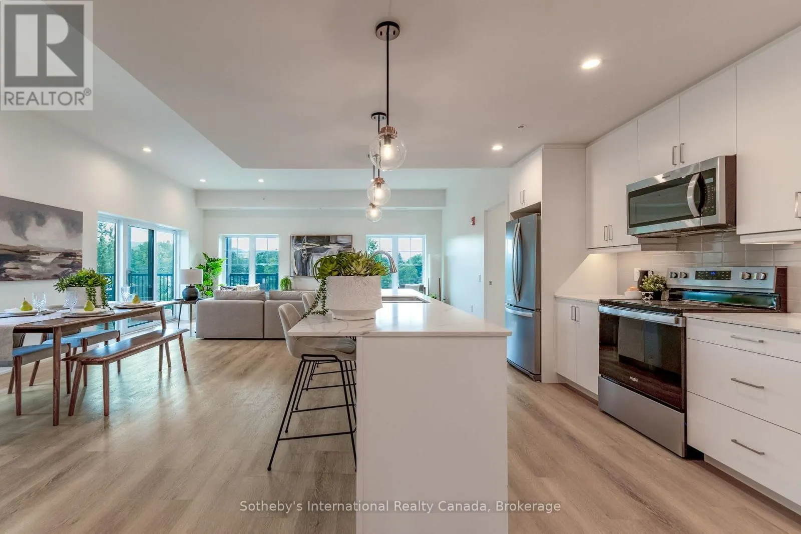 311 - 121 MARY ST STREET #311