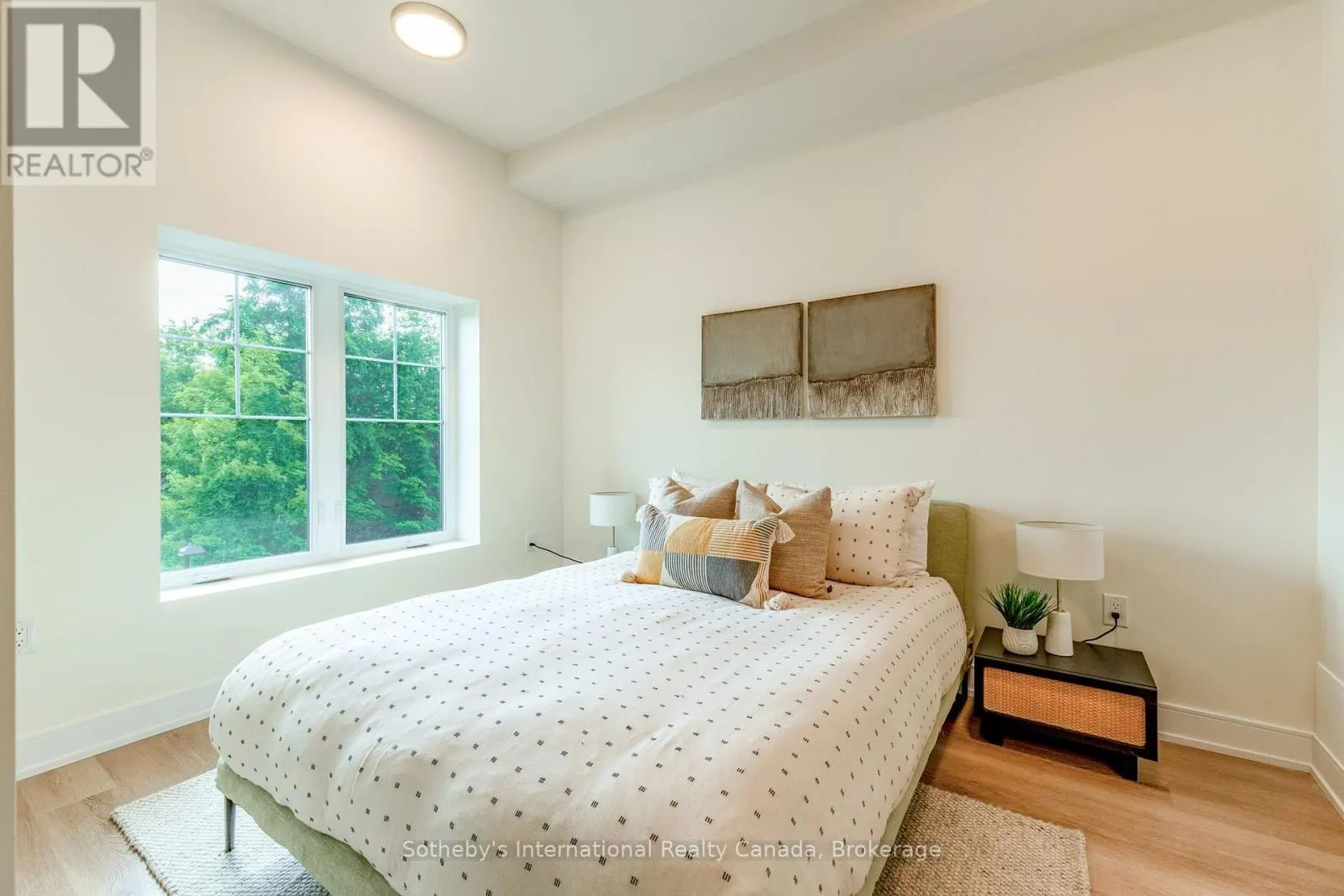 311 - 121 MARY ST STREET #311