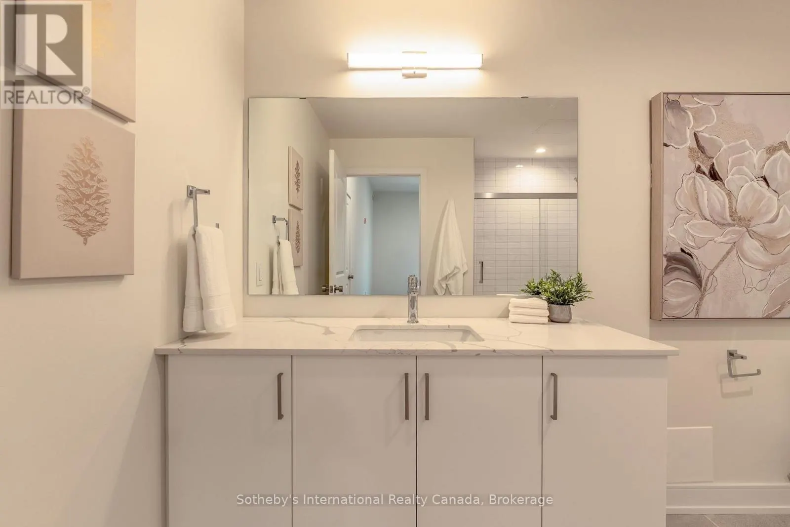 311 - 121 MARY ST STREET #311