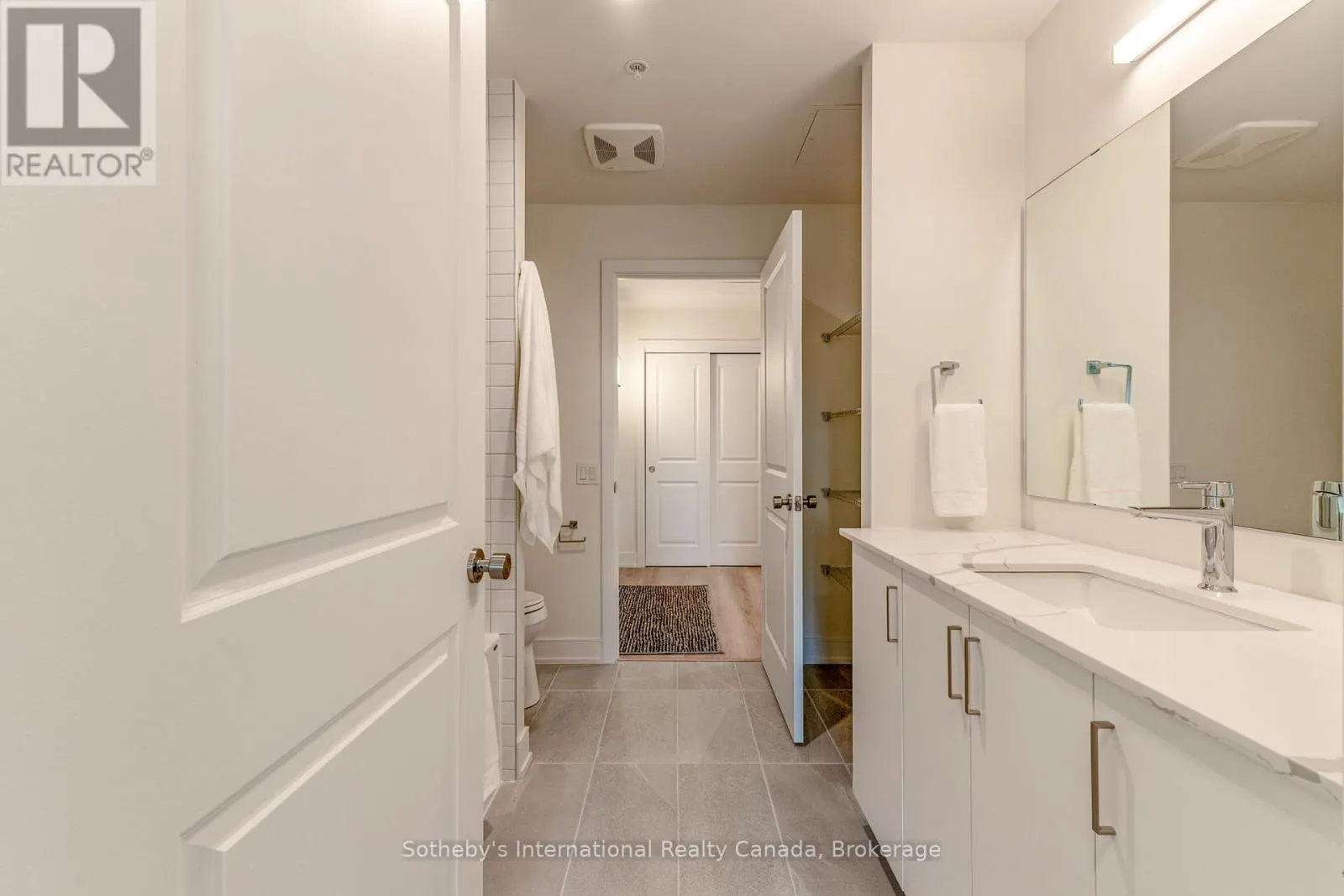 311 - 121 MARY ST STREET #311