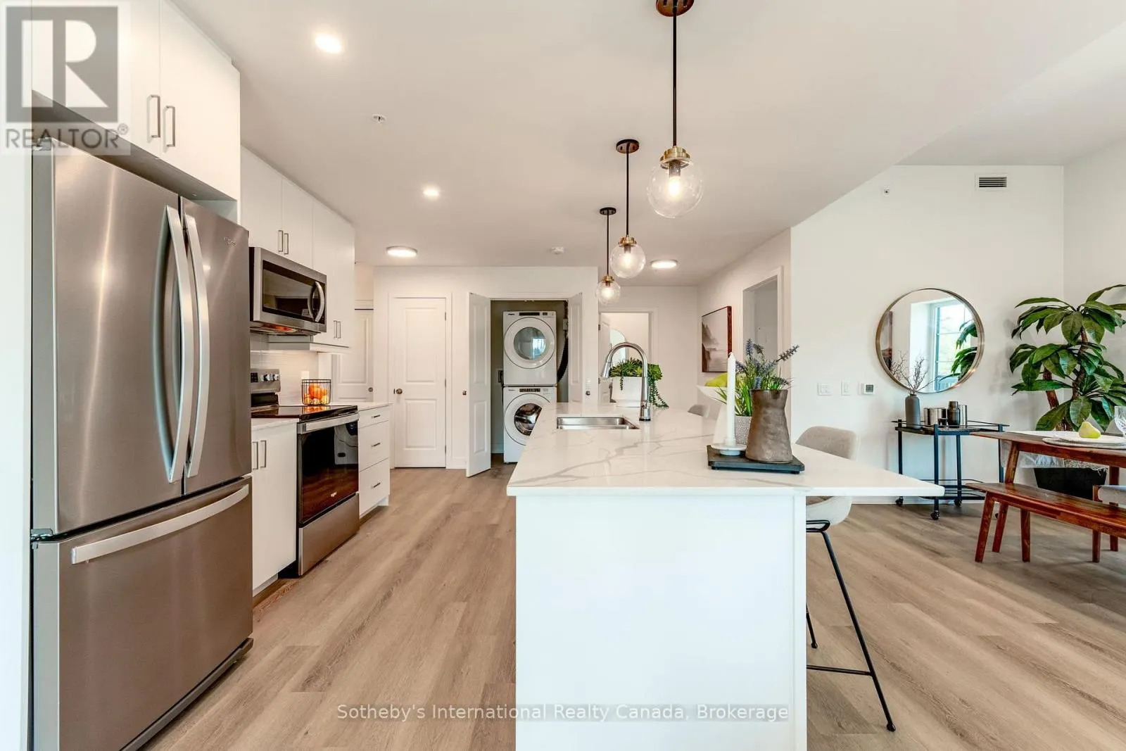 311 - 121 MARY ST STREET #311