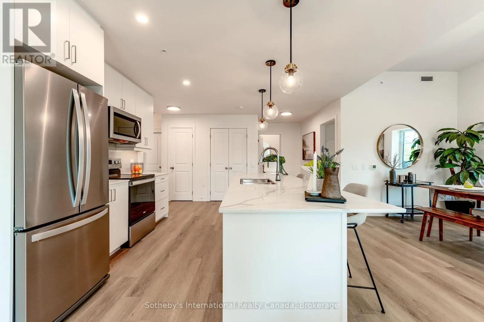 311 - 121 MARY ST STREET #311