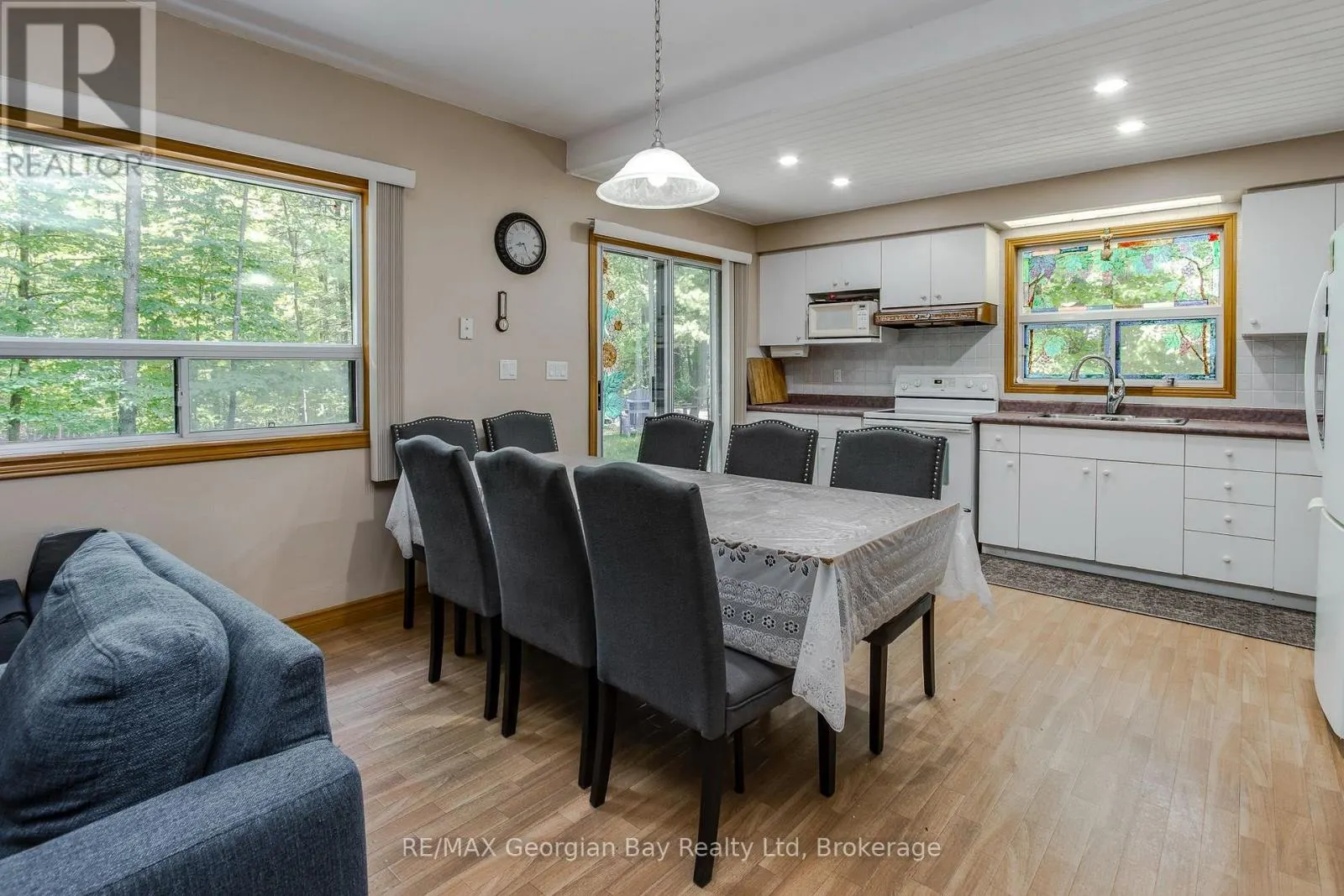 754 LAFONTAINE ROAD W