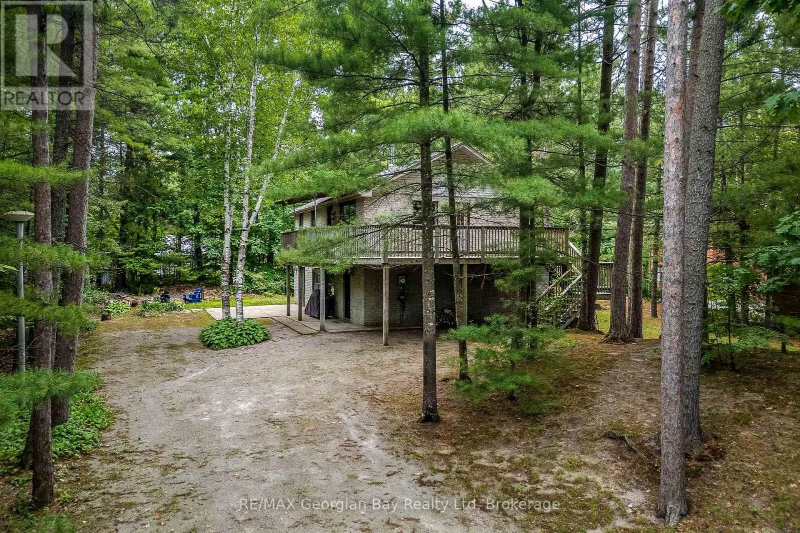 754 LAFONTAINE ROAD W