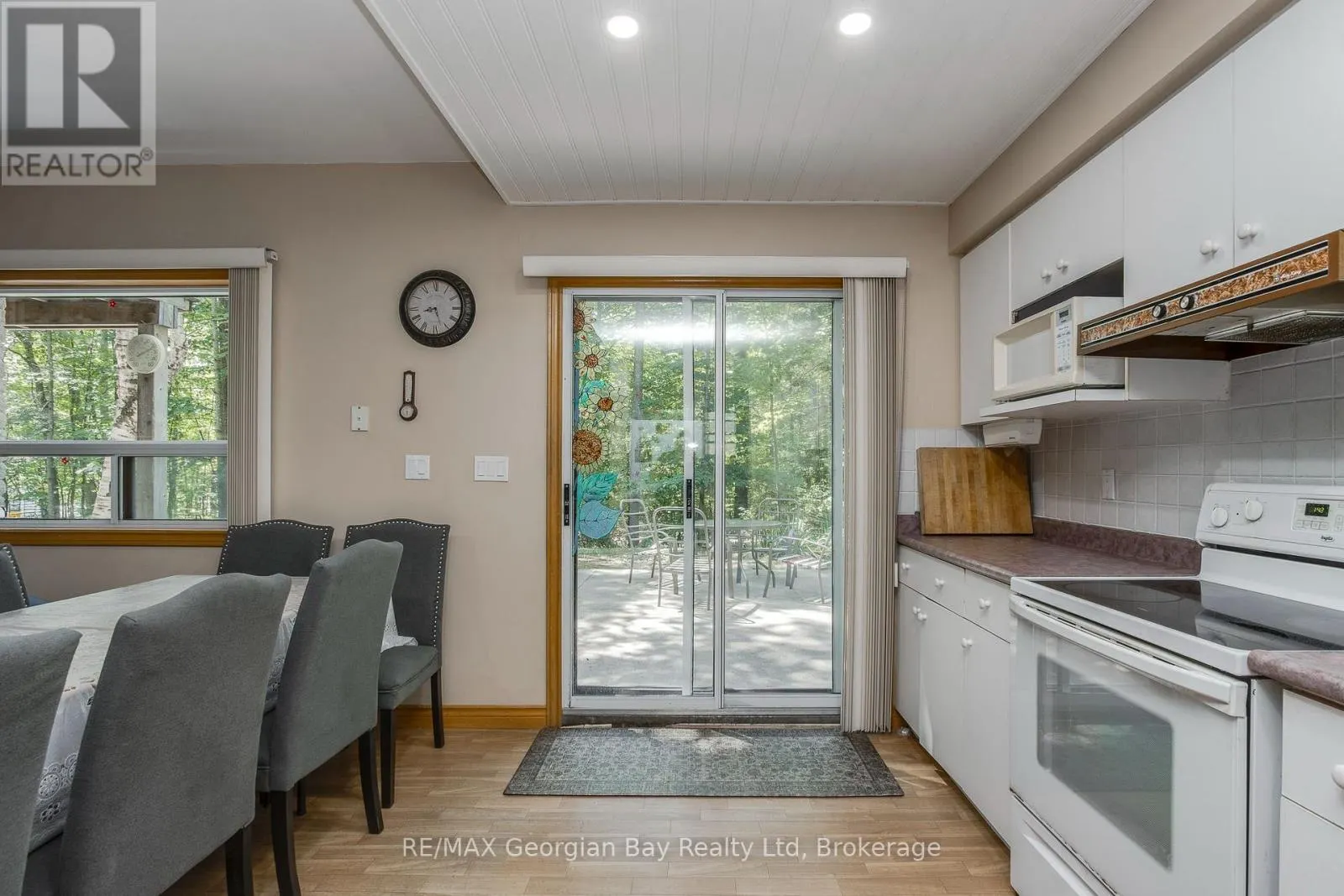 754 LAFONTAINE ROAD W
