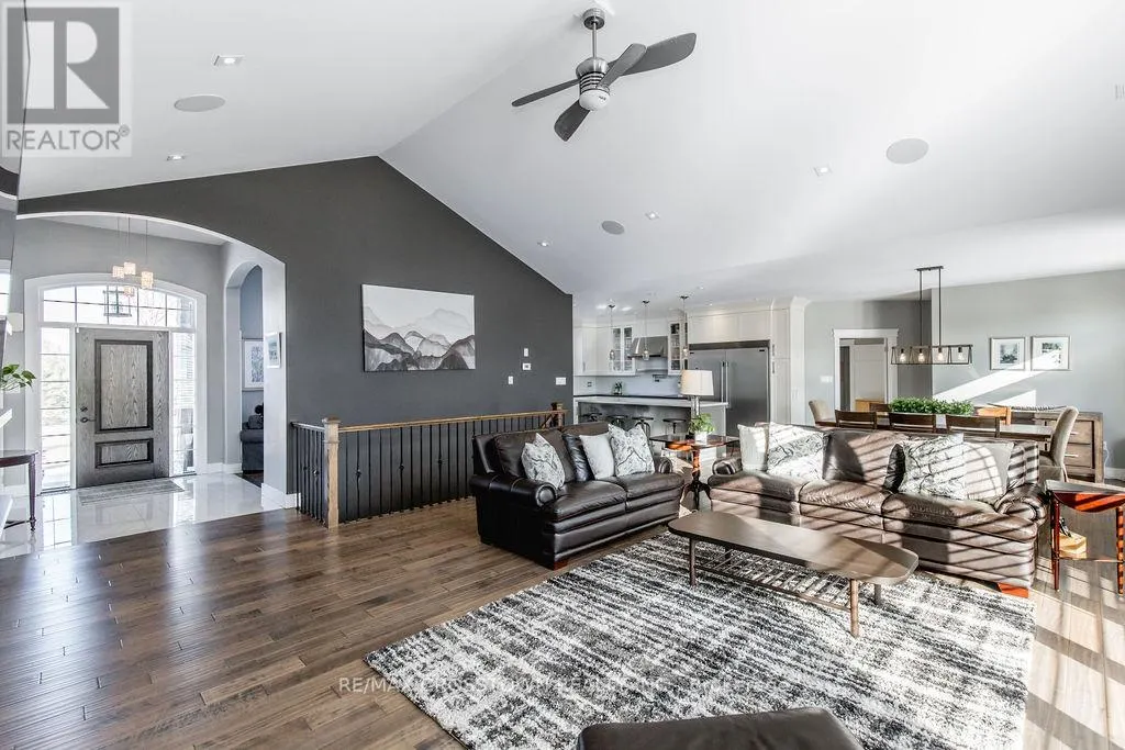 25 MENNILL DRIVE