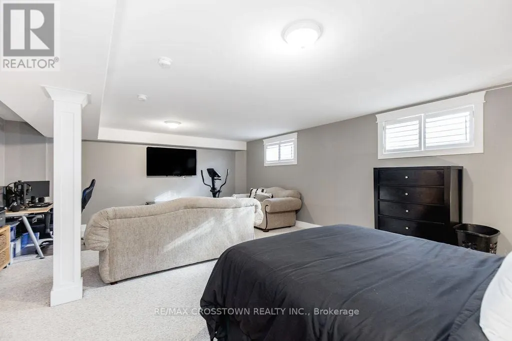 25 MENNILL DRIVE