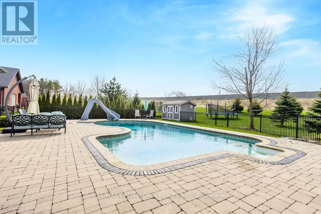 25 MENNILL DRIVE