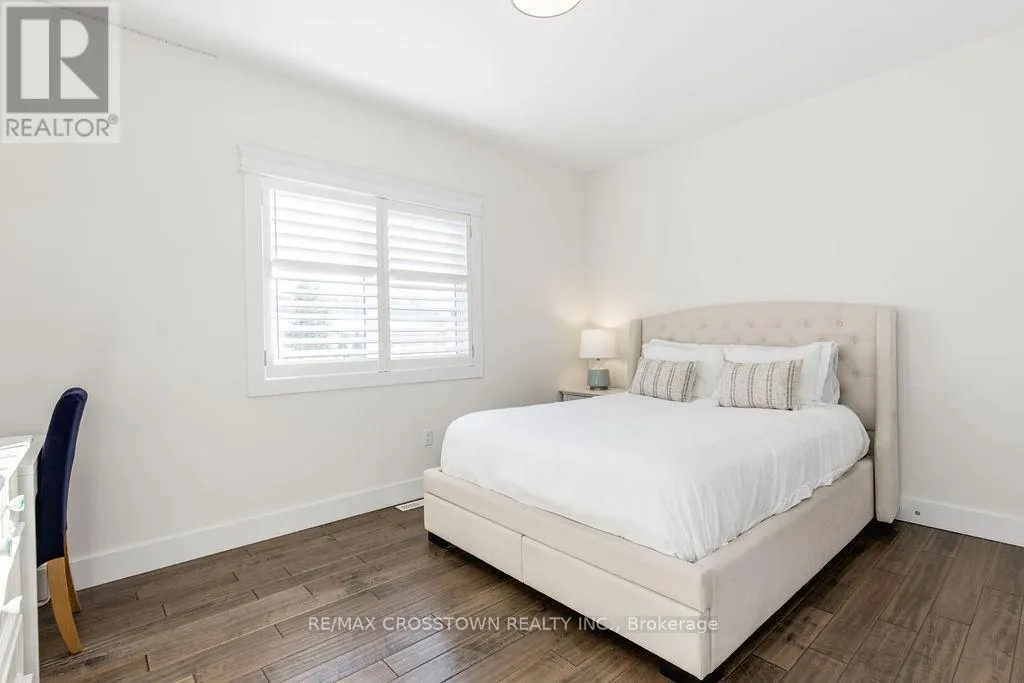 25 MENNILL DRIVE