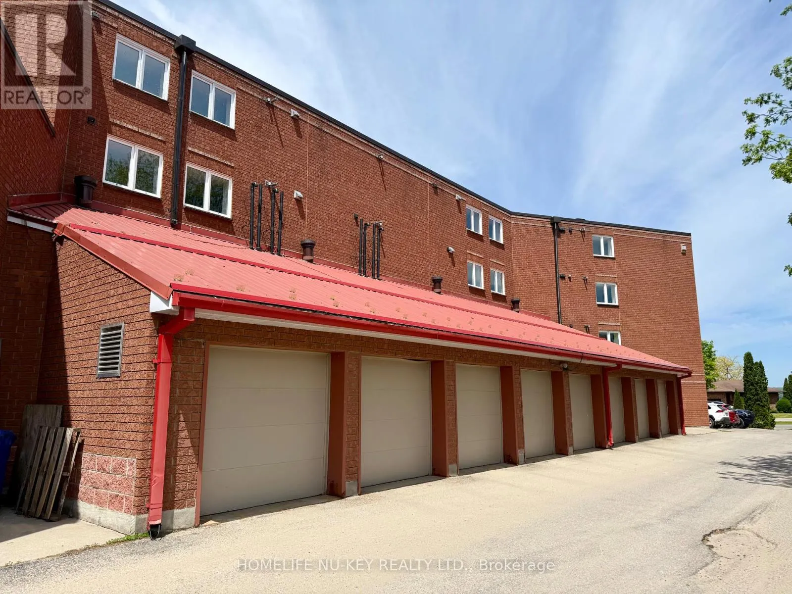 108 - 11 BECK BOULEVARD