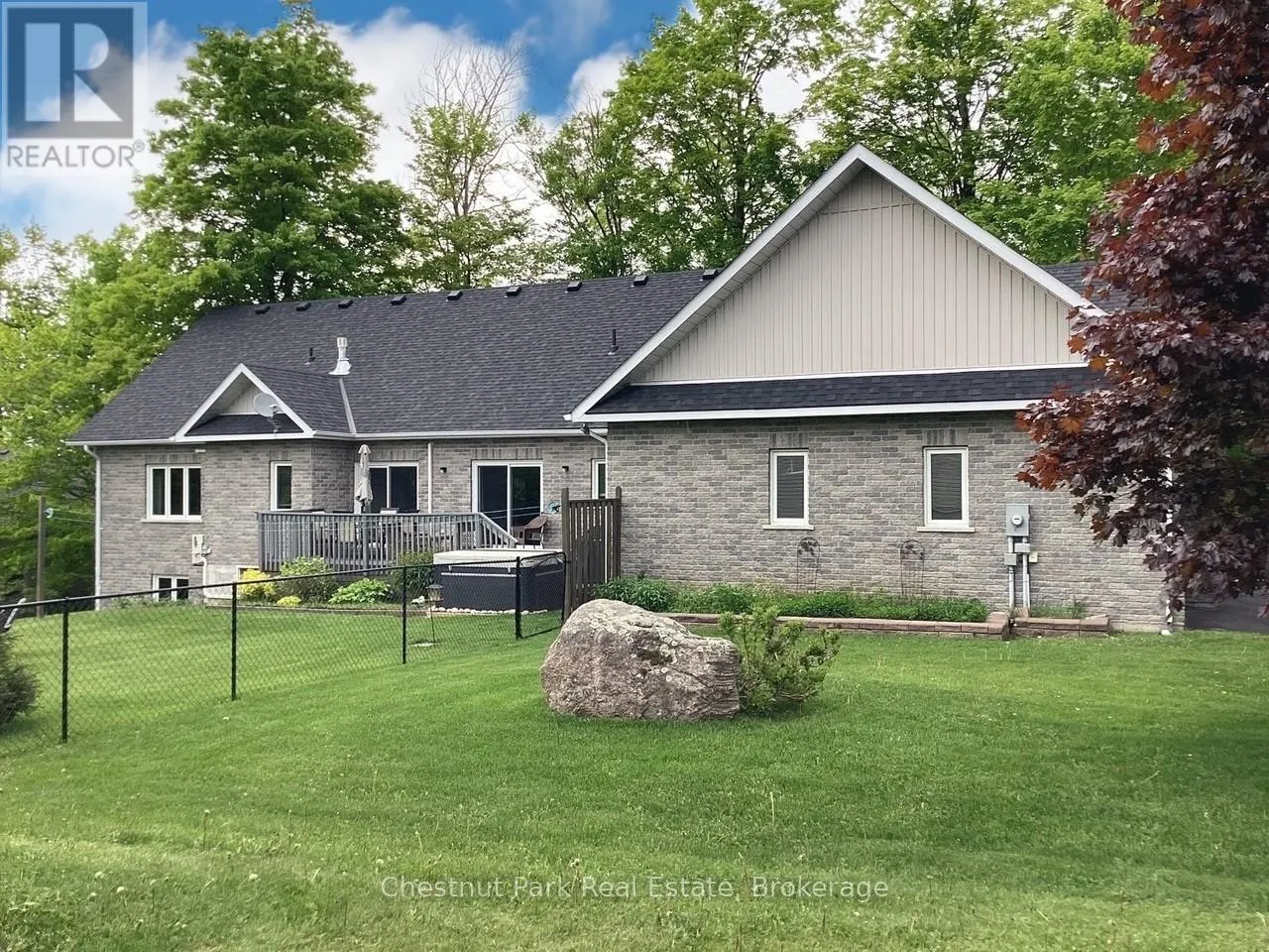 28 BOYD CRESCENT
