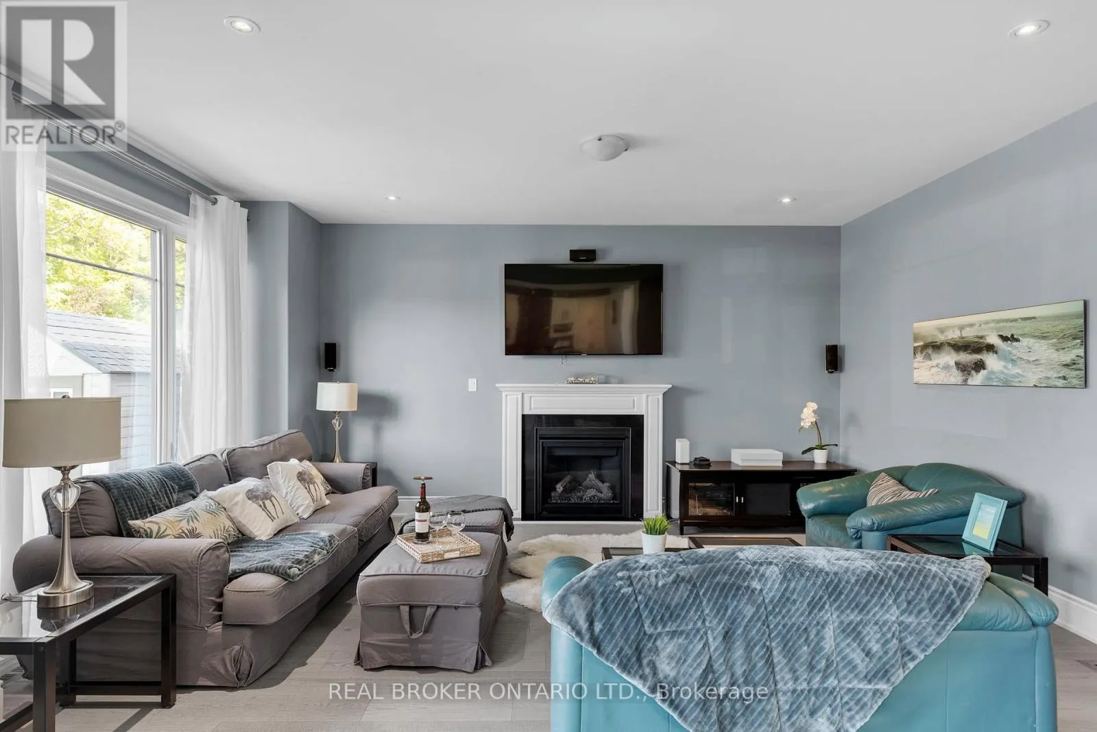 3032 MONARCH DRIVE