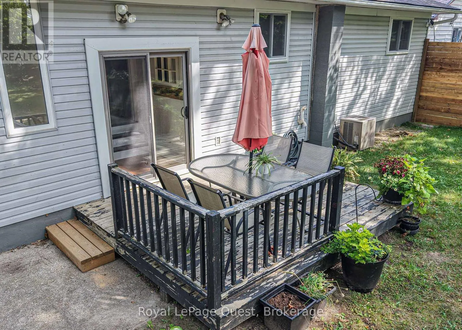 401 MISSISSAGA STREET W