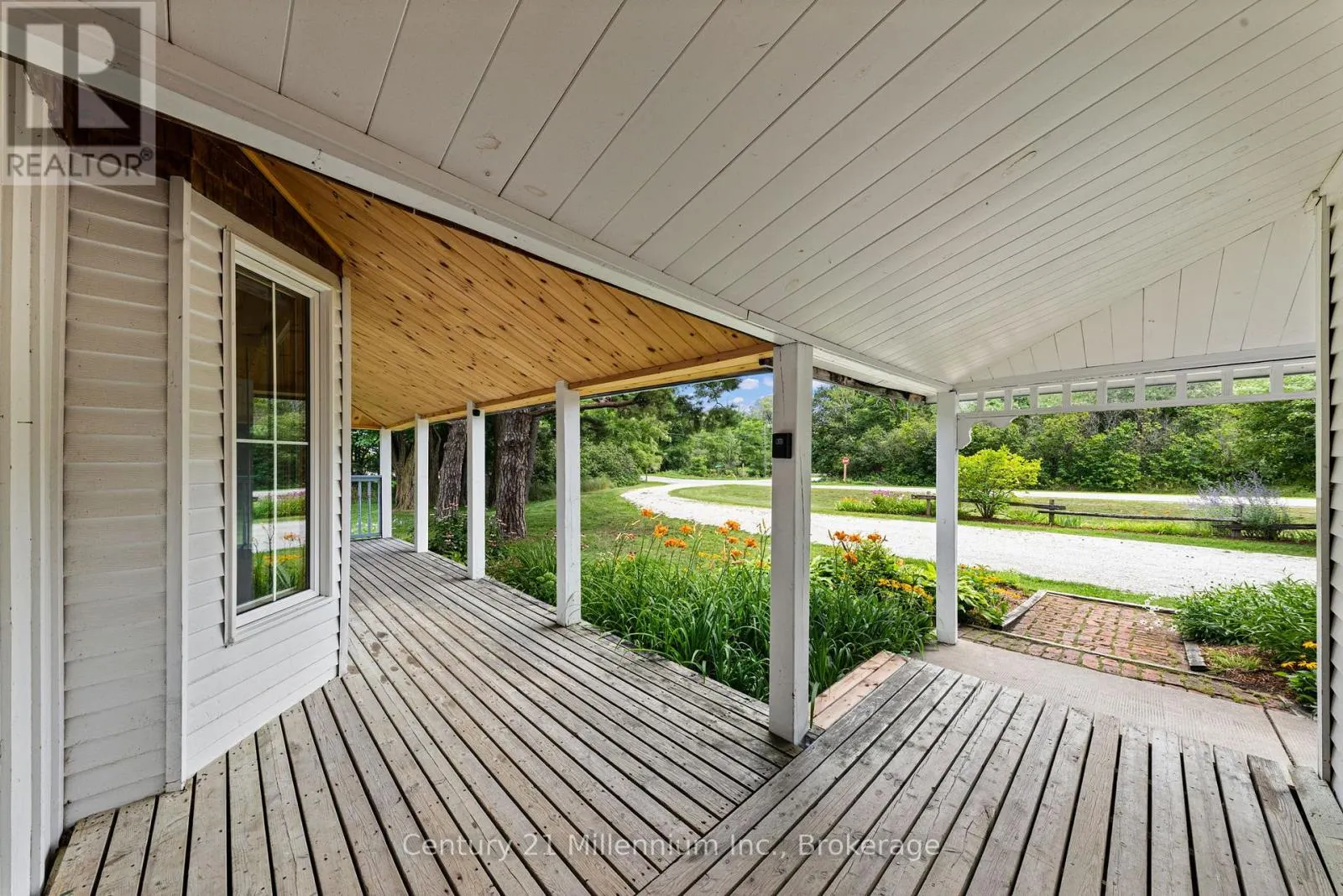262 BATTEAUX ROAD