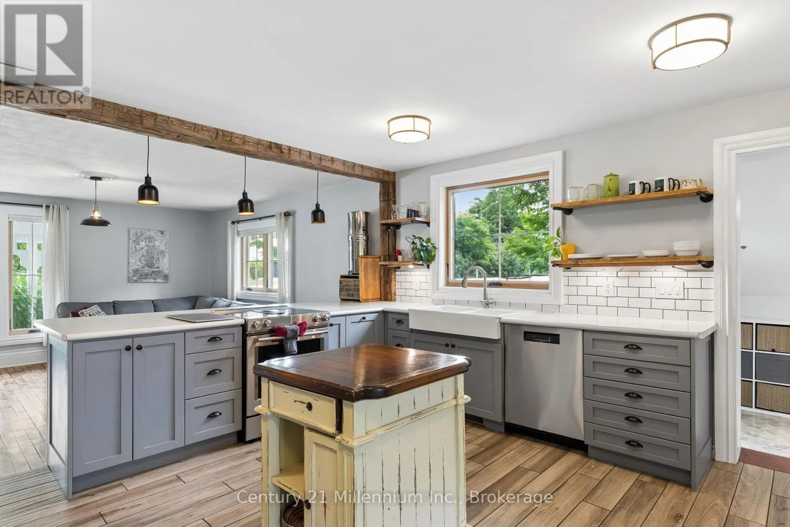 262 BATTEAUX ROAD