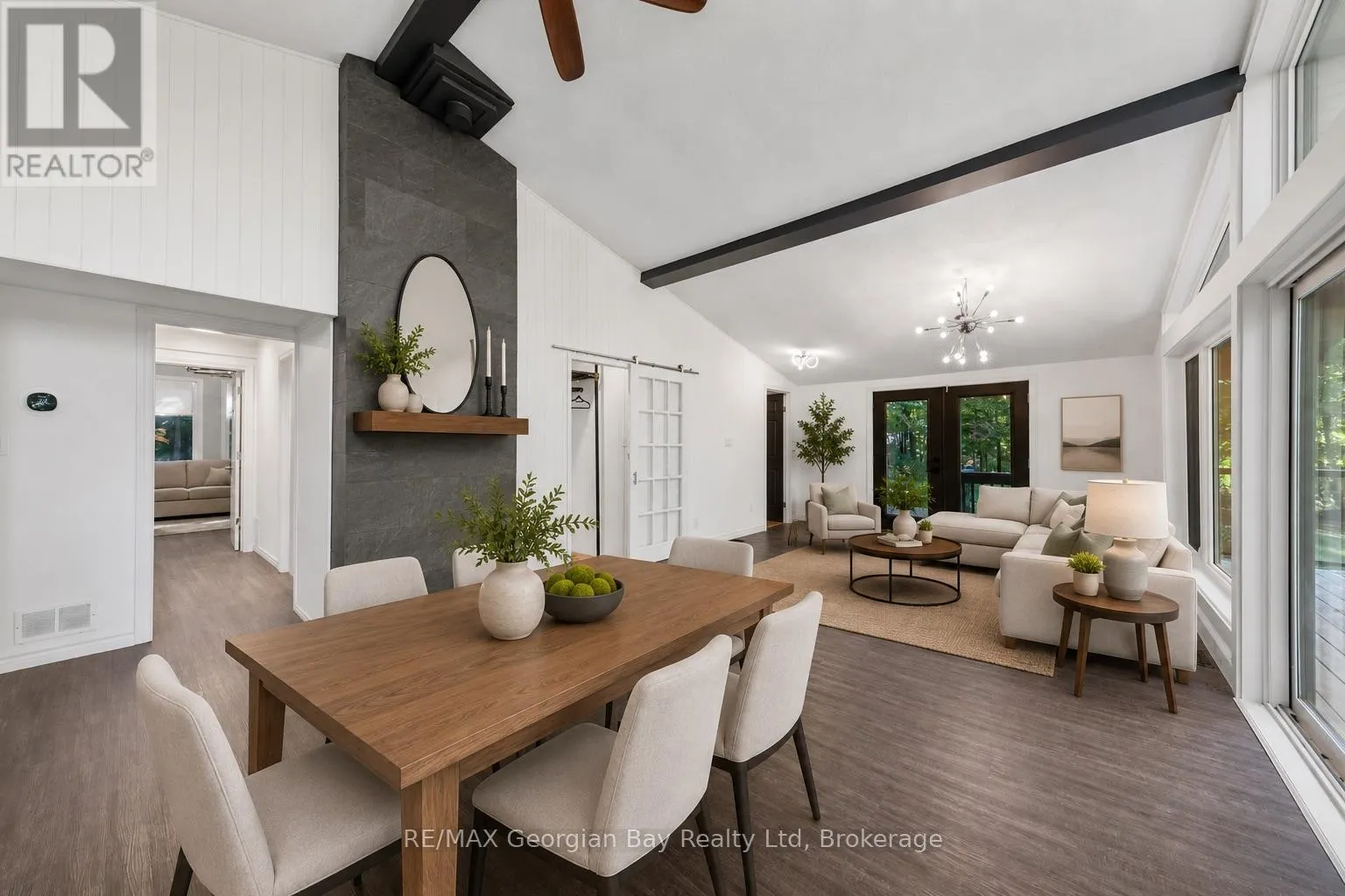 1745 TWIN OAKS CRESCENT